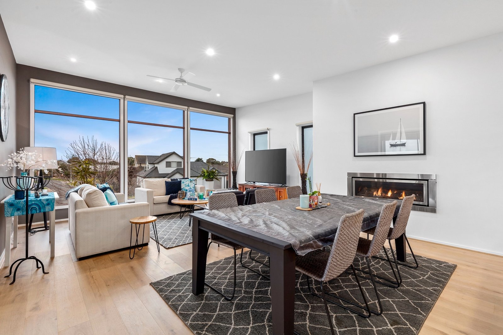 Property Gallery Thumbnail 6