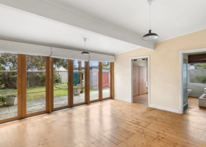 Property Gallery Thumbnail 2