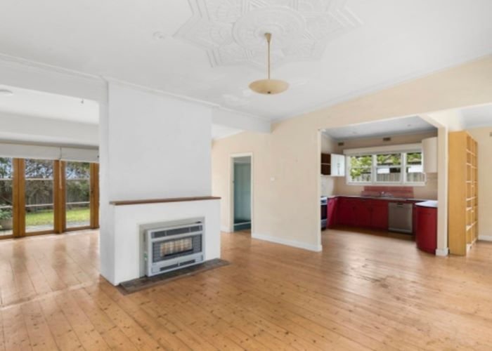 Property Gallery Thumbnail 3