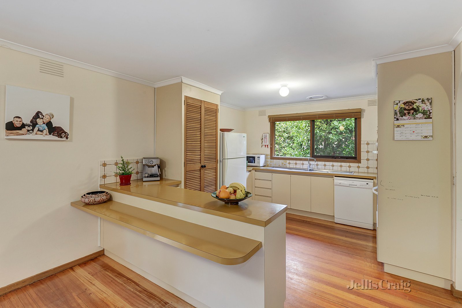 59 Remington Drive, Glen Waverley image 7