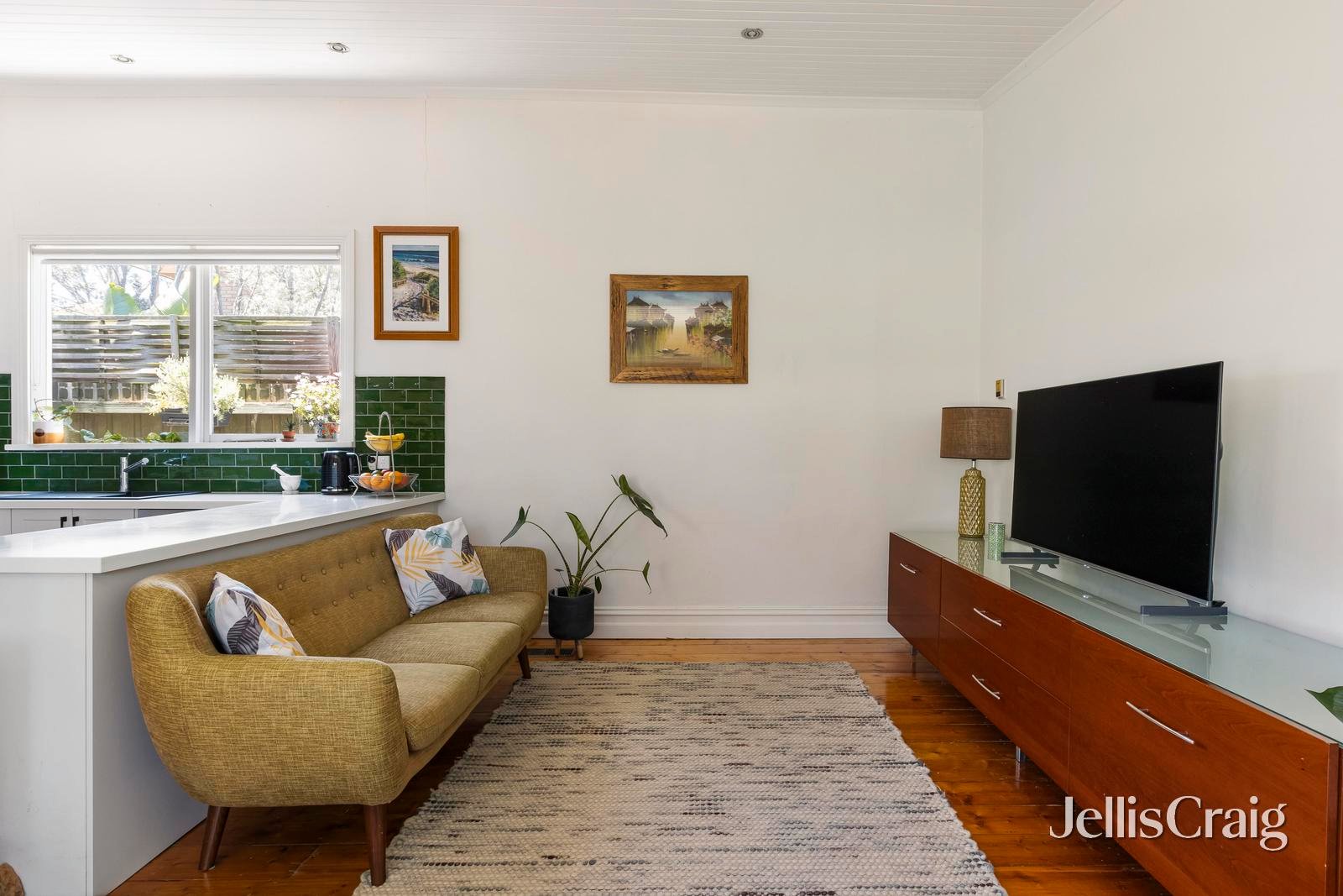 59 South Crescent, Northcote image 5