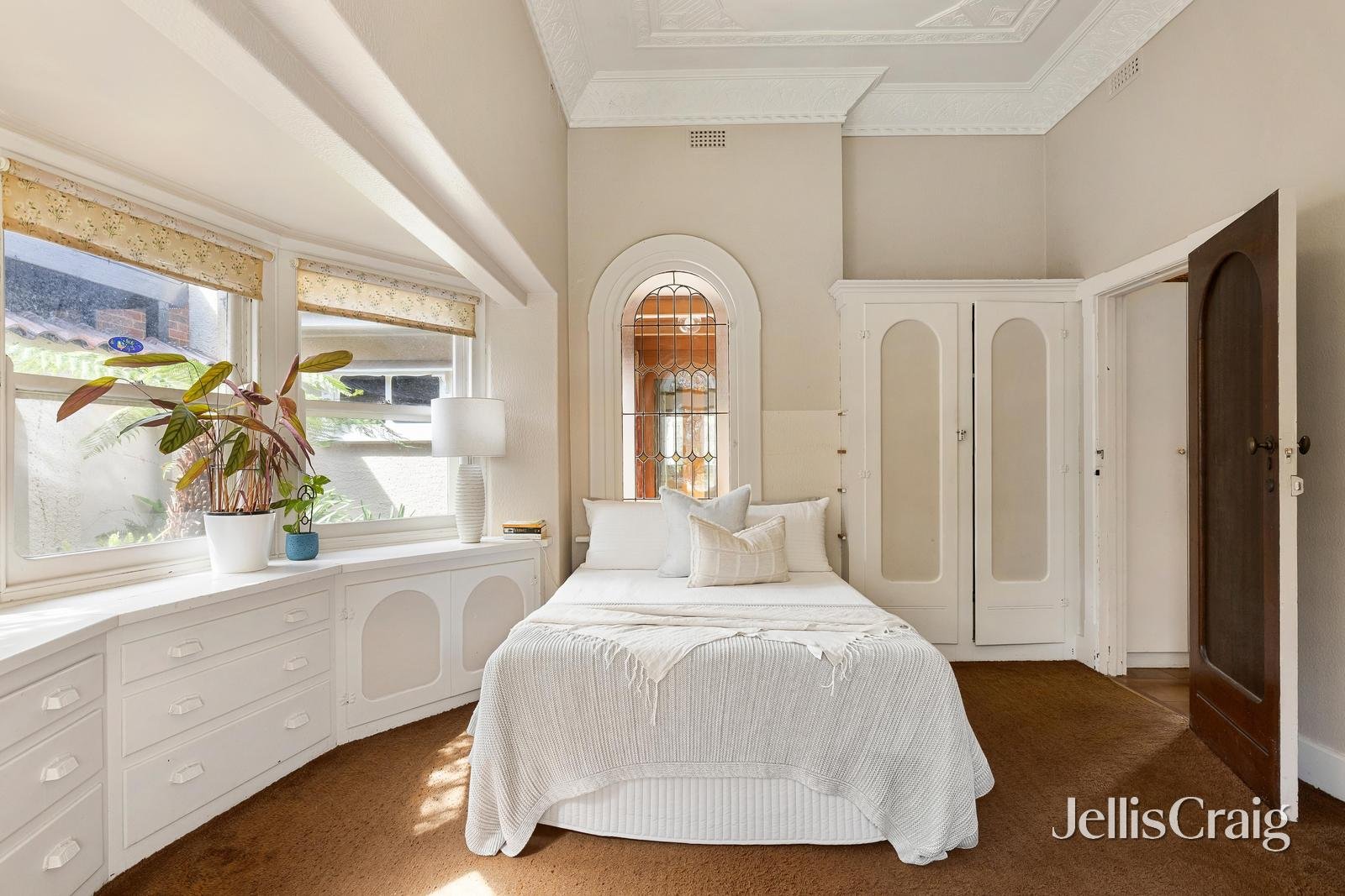 59 Summerhill Road, Glen Iris image 10
