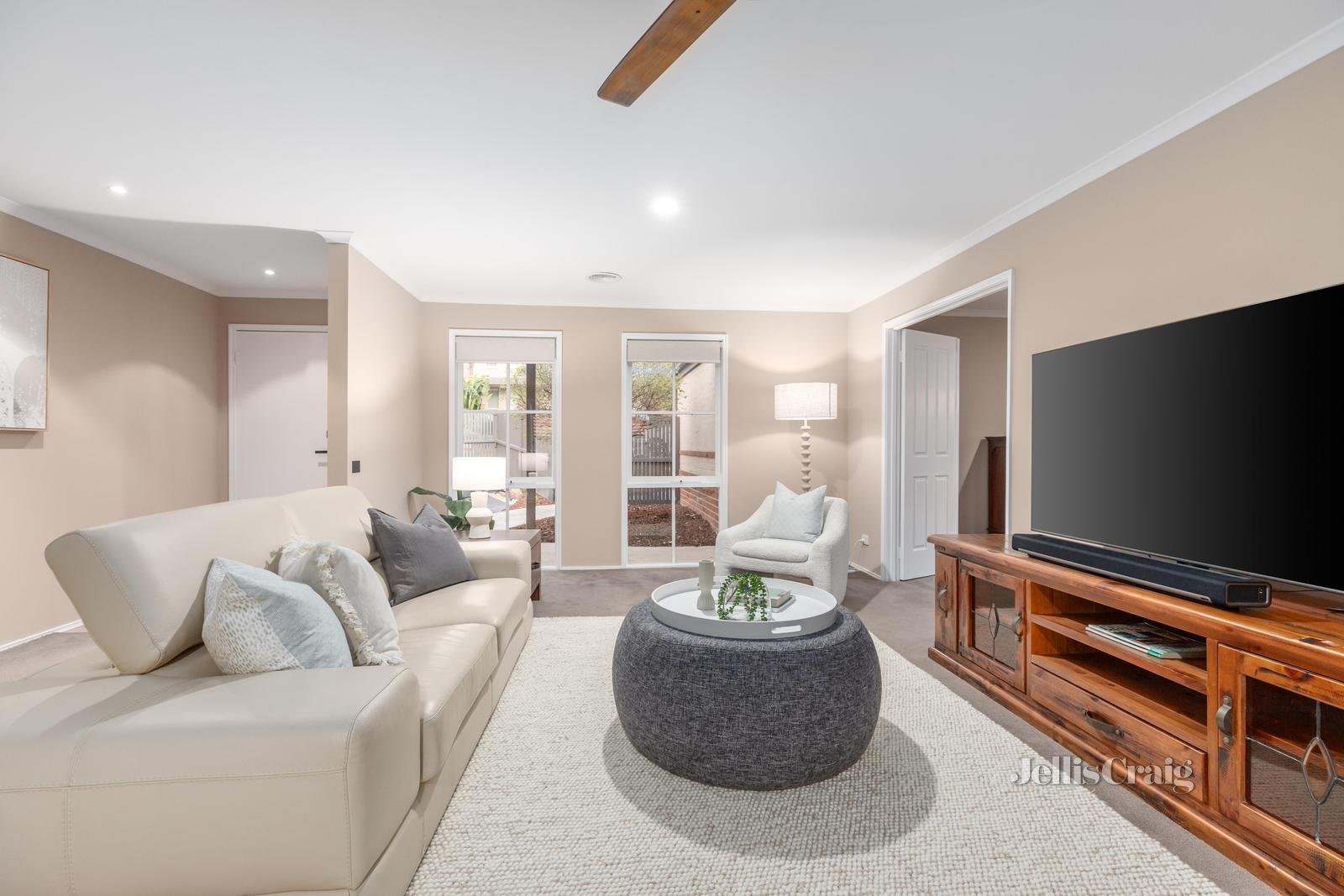 59 Tanbridge Way, Warranwood image 2