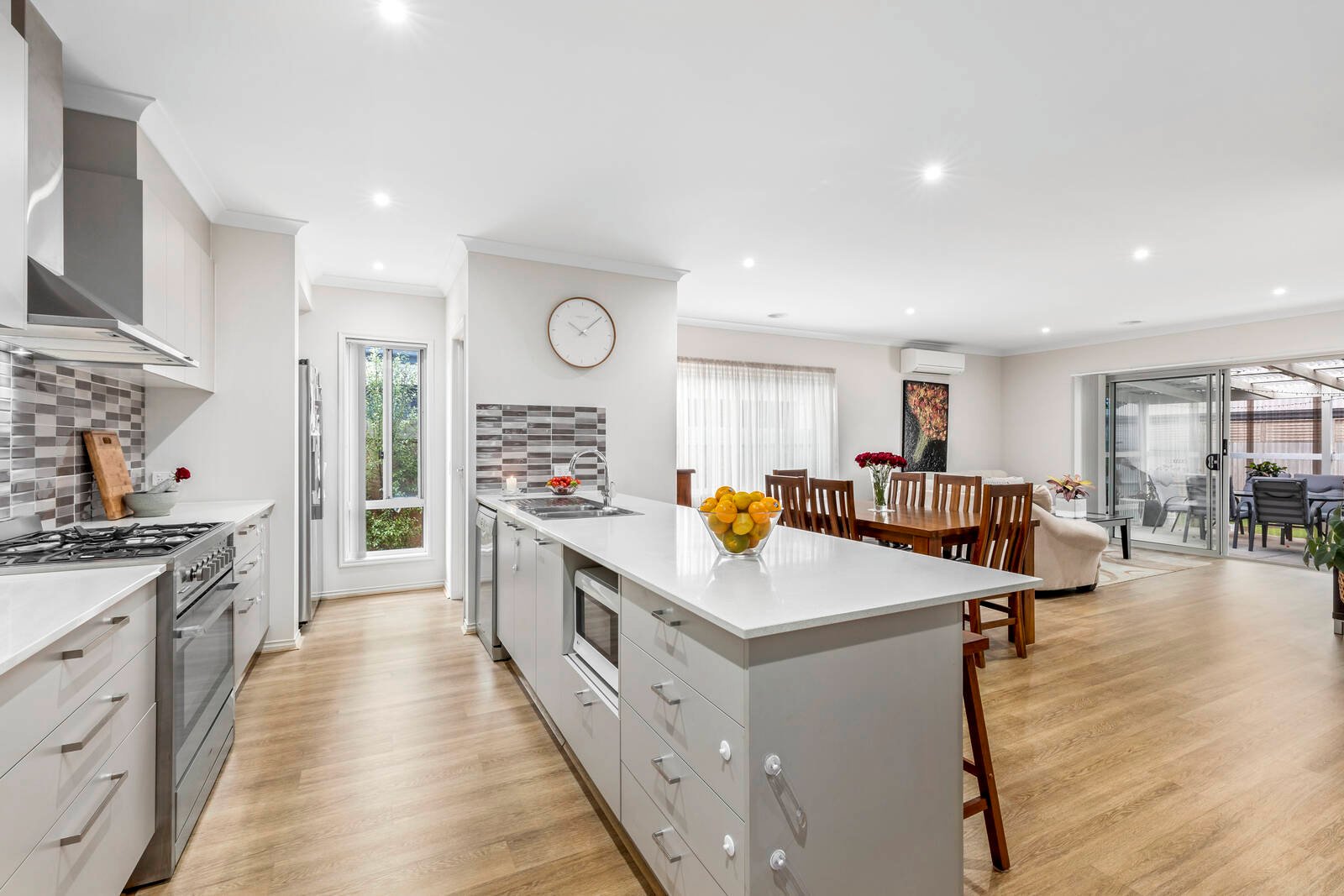 Property Gallery Thumbnail 3