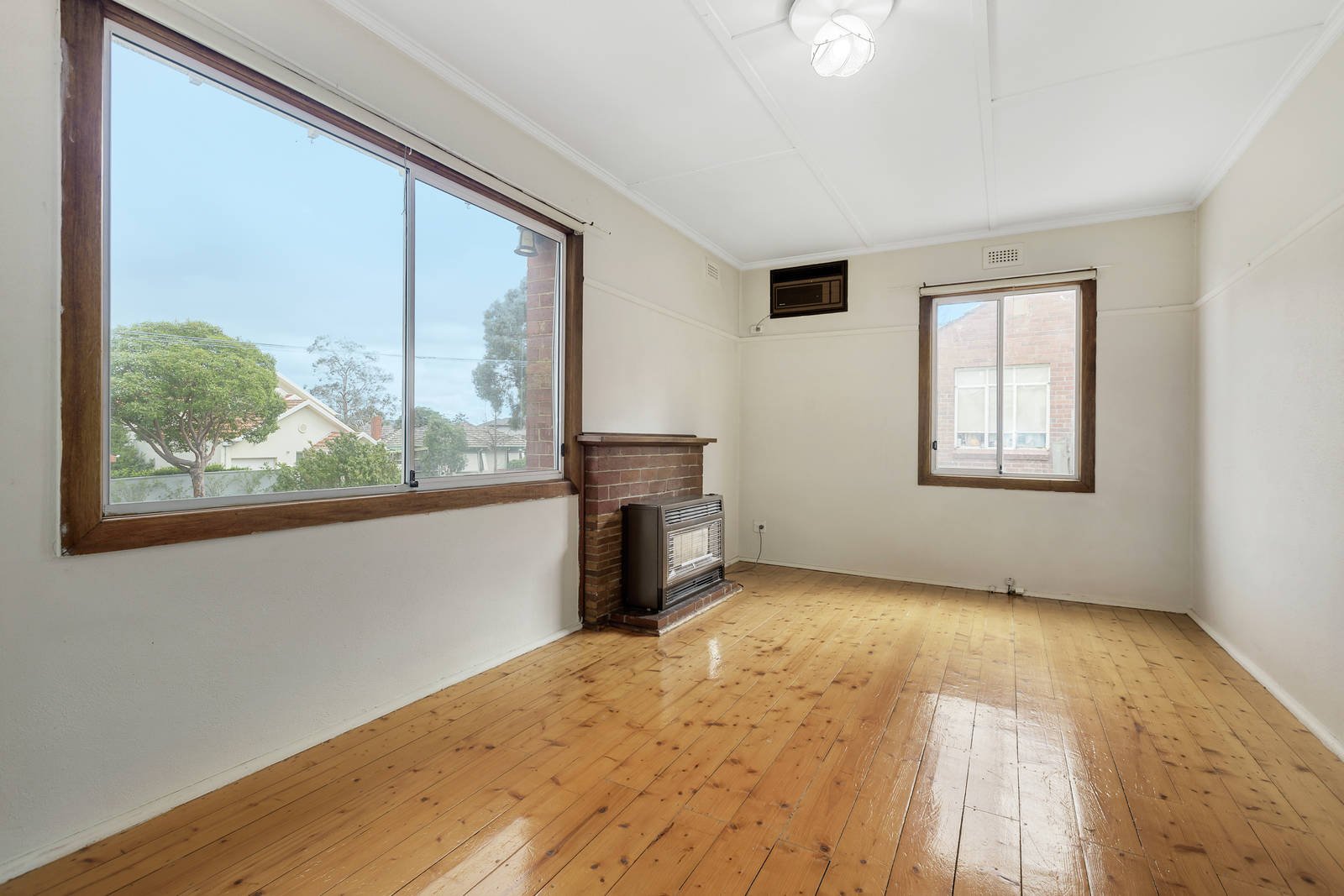 59 Victory Boulevard, Ashburton image 3