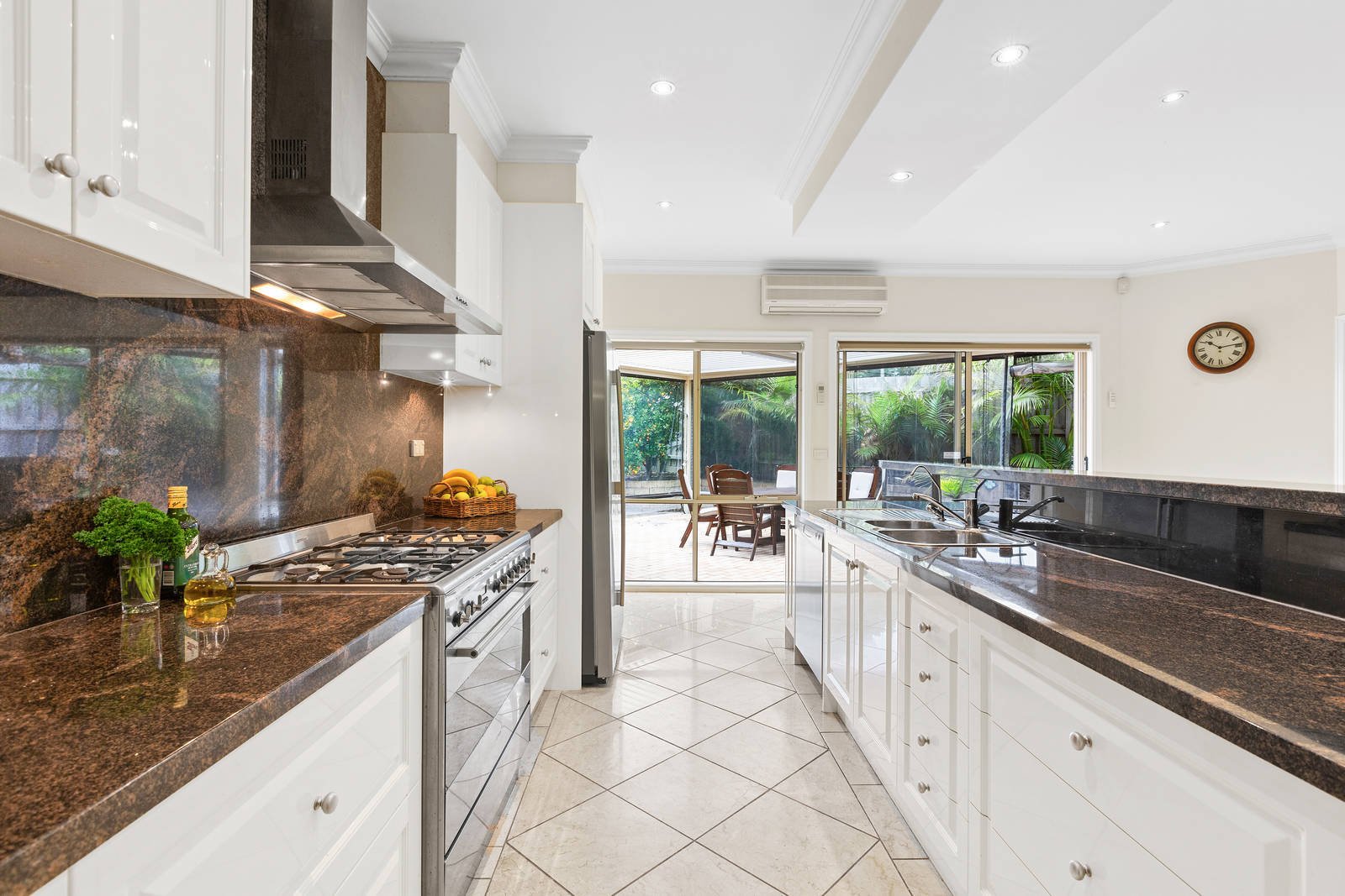 Property Gallery Thumbnail 3