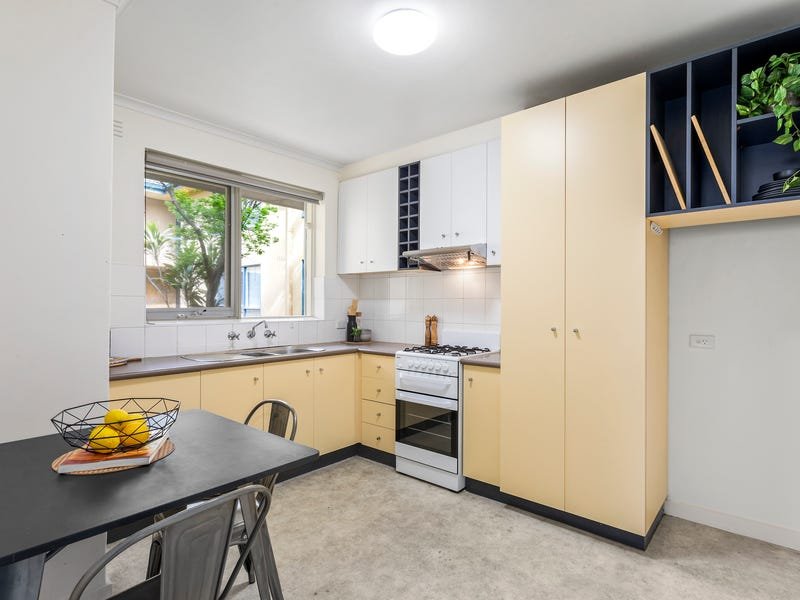 Property Gallery Thumbnail 3