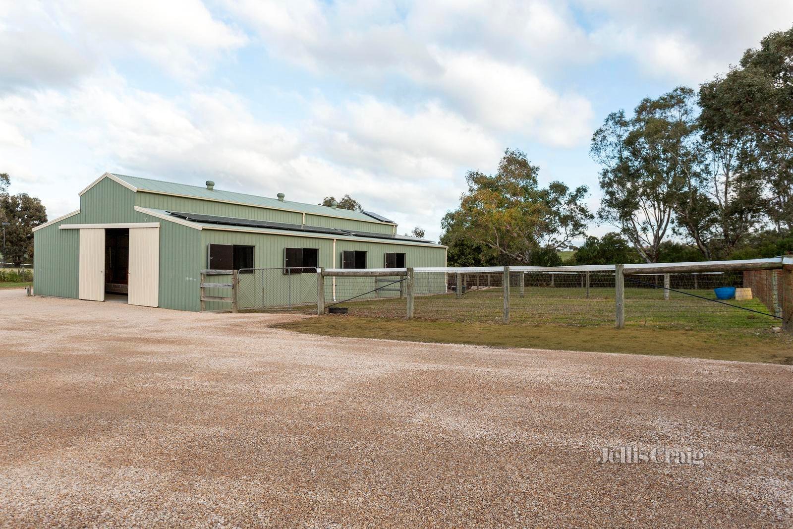 590 Eagles Nest Road, Strathewen image 21