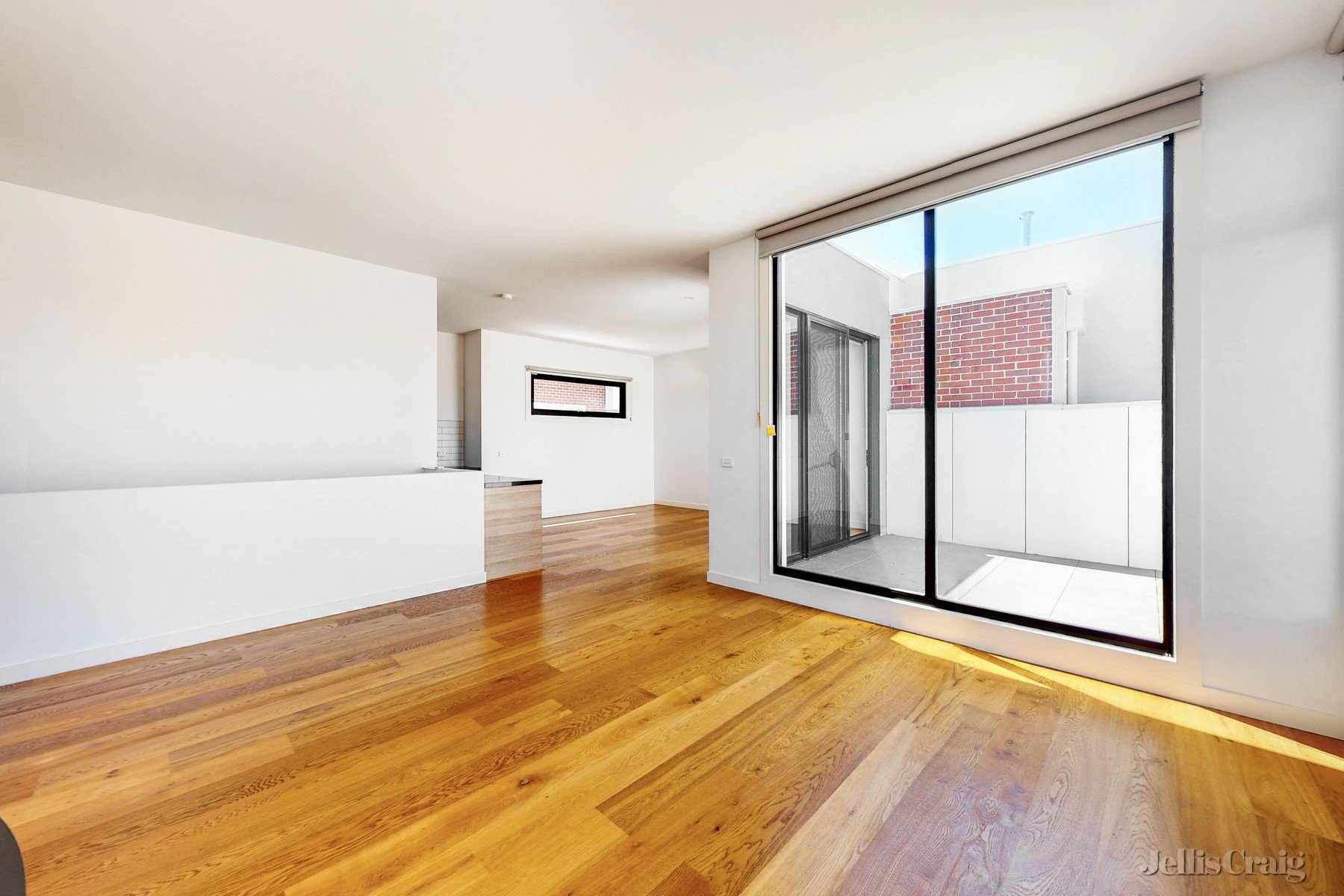 5/90 Farnham Street, Flemington image 6