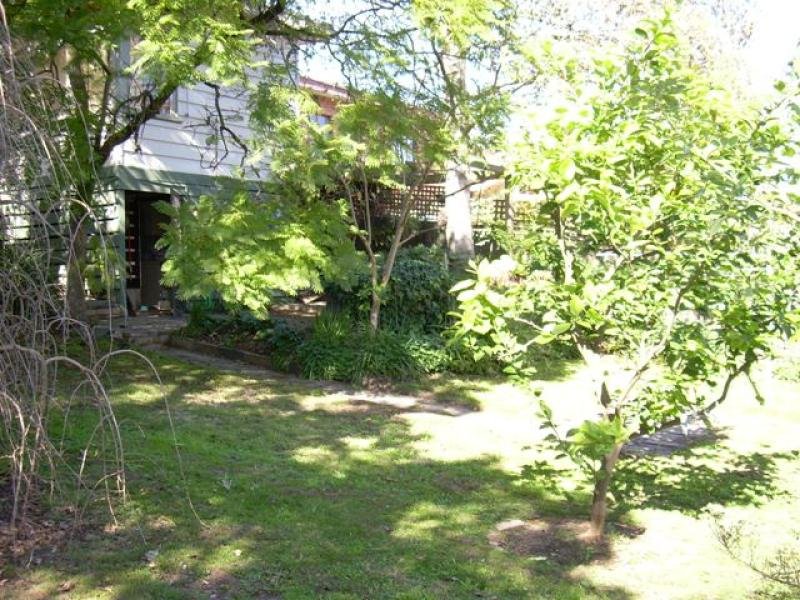 591 Elgar Road, Mont Albert North image 3