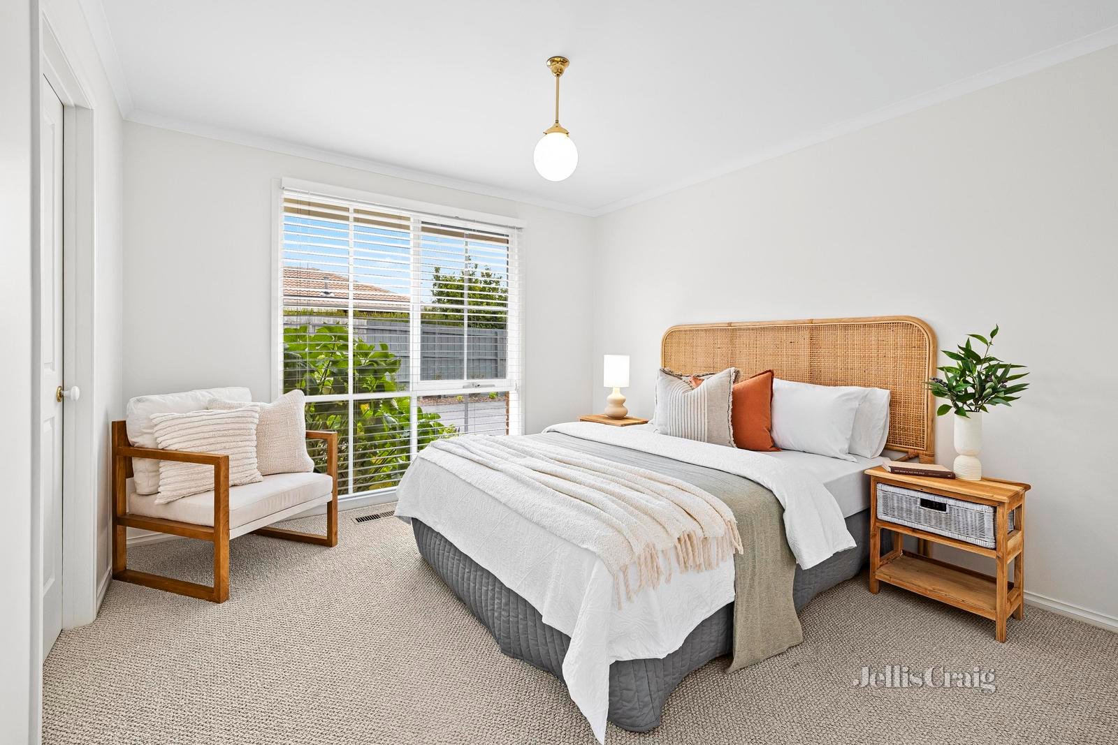 5/92 Herbert Street, Mornington image 6