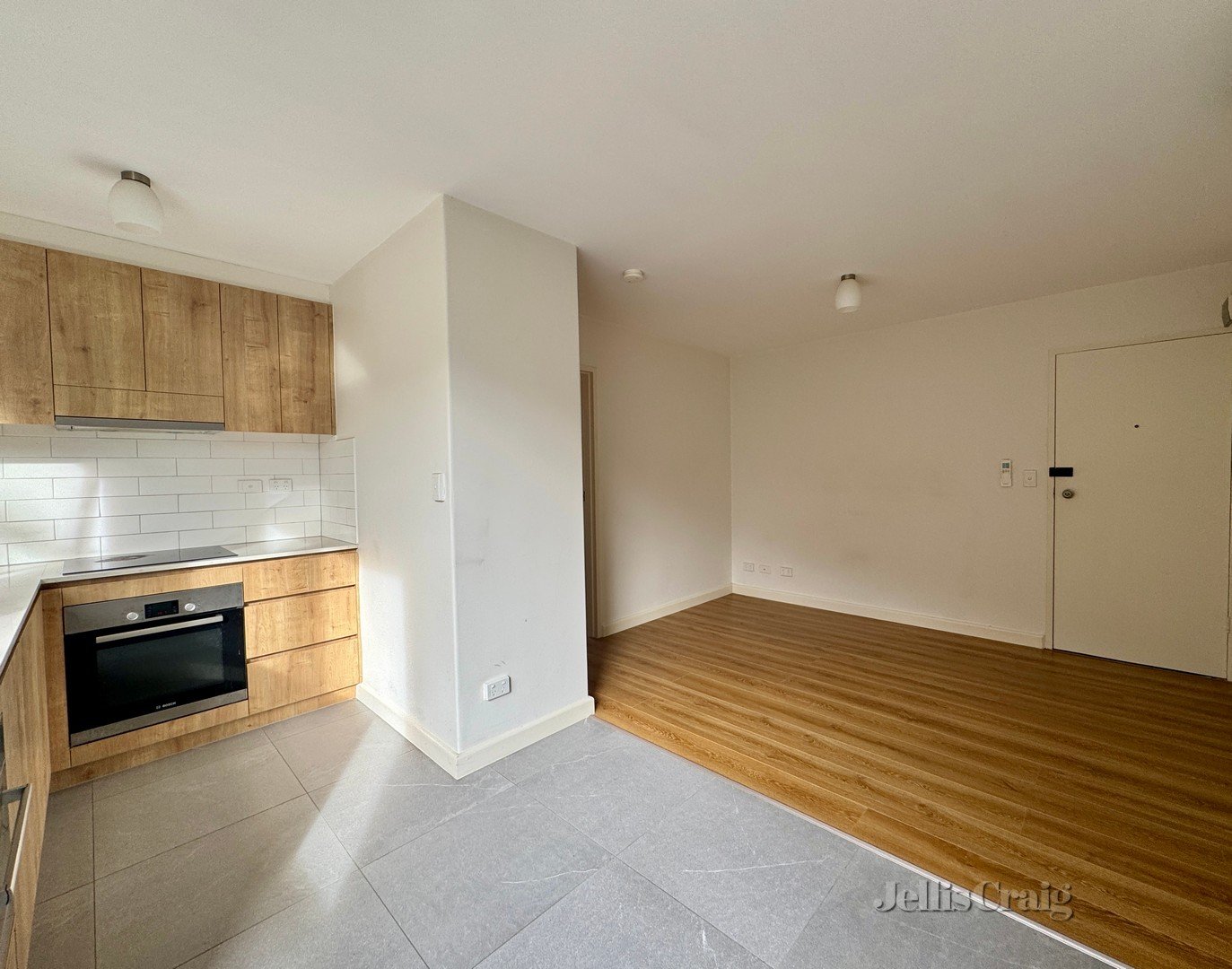 5/93 Flinders Street, Thornbury image 2