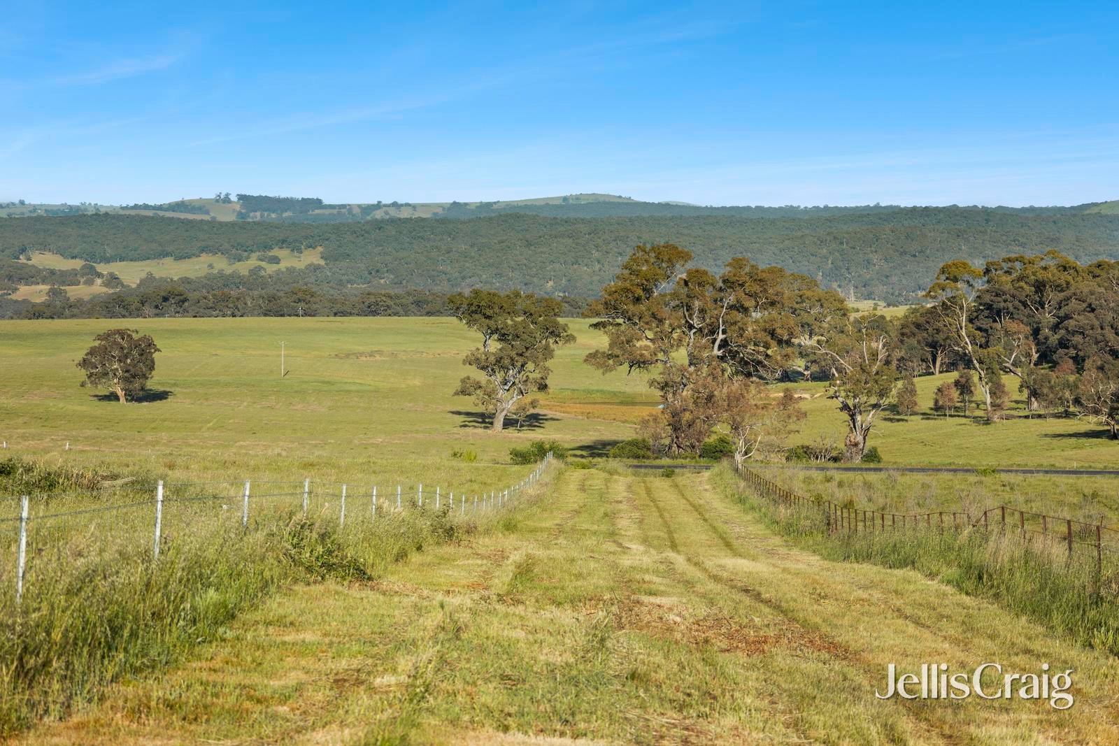 5930 Midland Highway, Mount Franklin image 9