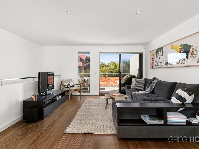 5/97 Cruikshank Street, Port Melbourne image 2