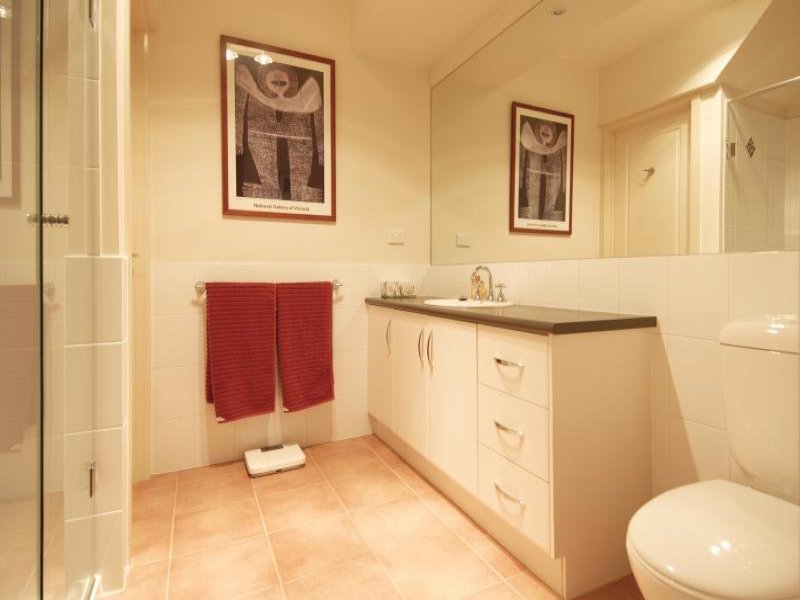 5/98-100 McKillop Street, Geelong image 5