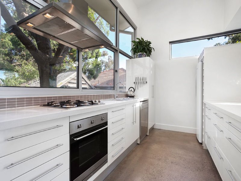 5/99 Tennyson Street, Elwood image 2