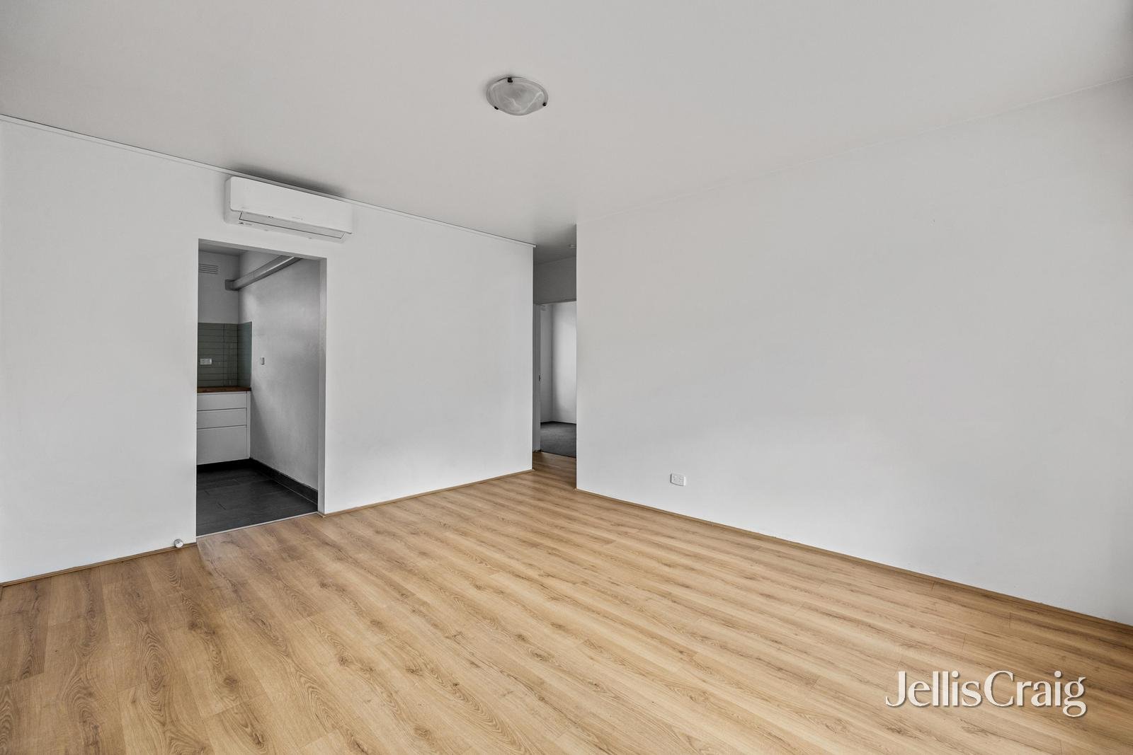 5/99 Verdon Street, Williamstown image 3