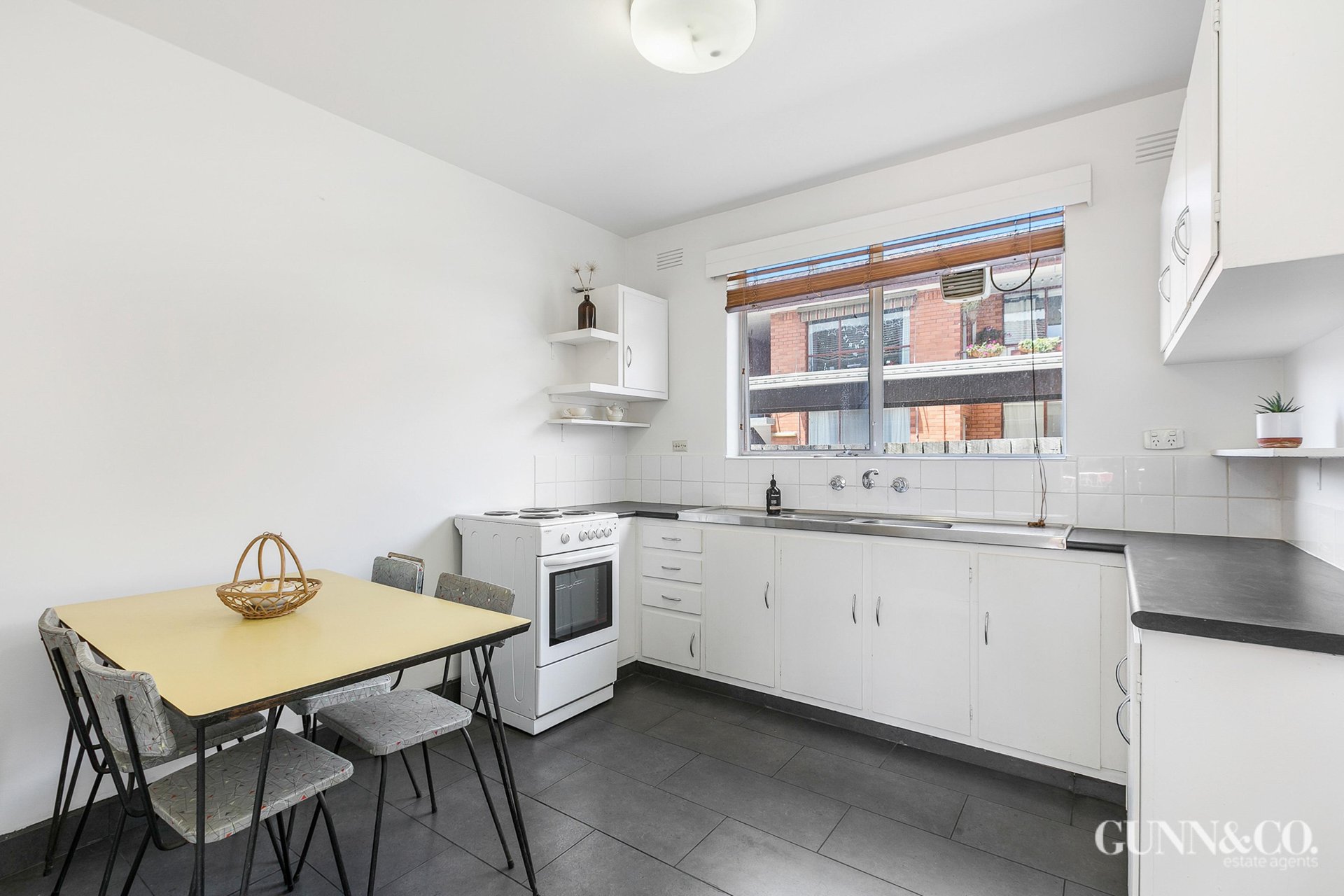 5/99 Verdon Street, Williamstown image 5