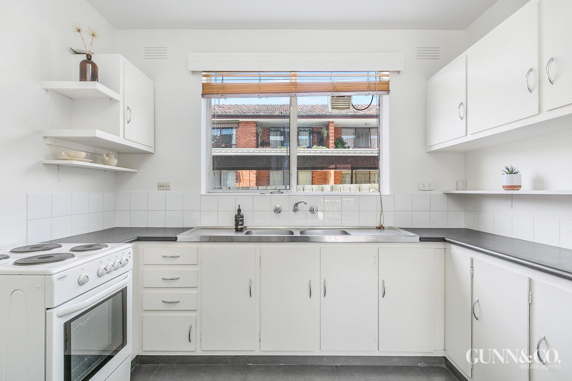 5/99 Verdon Street, Williamstown image 6
