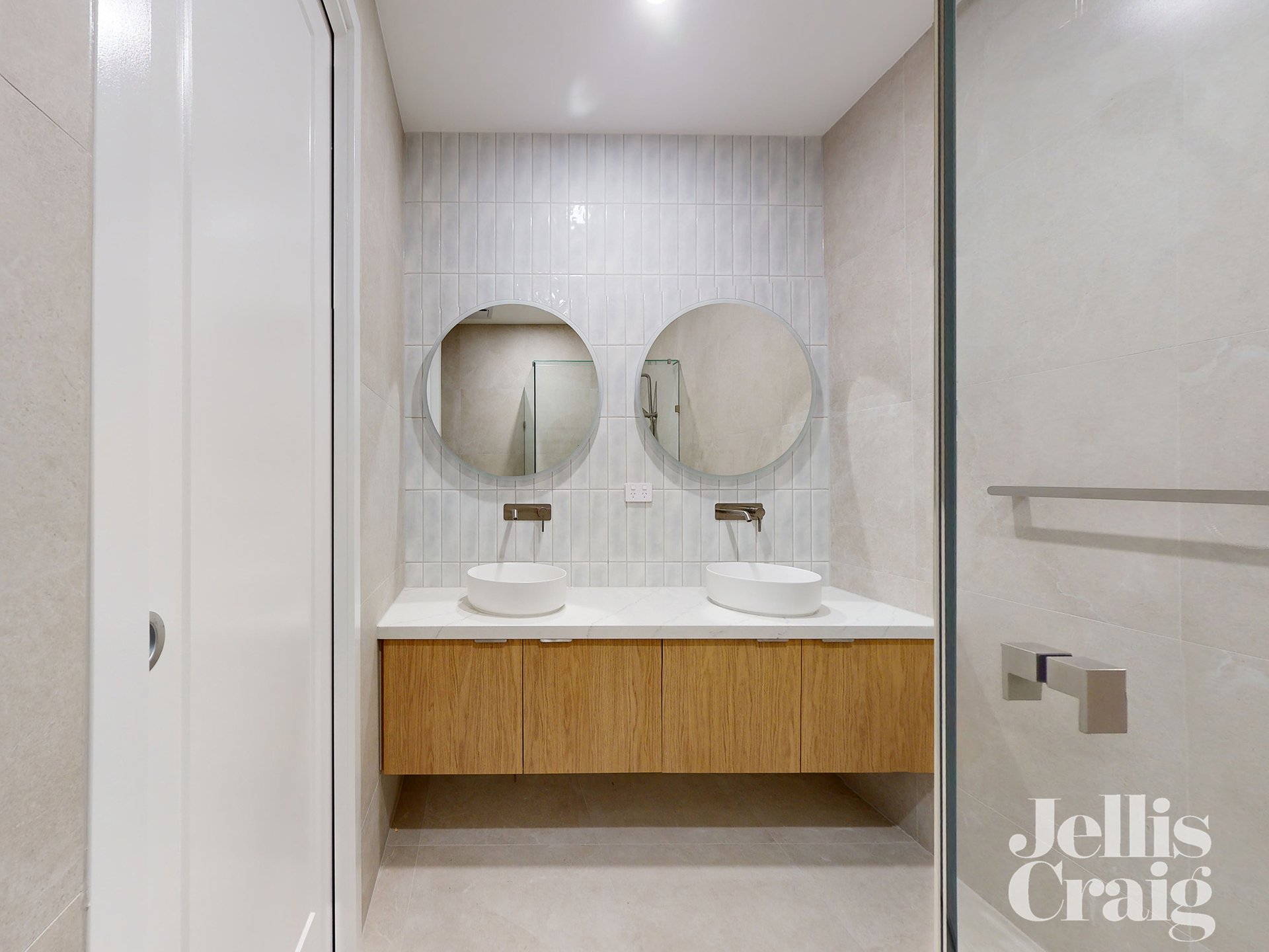 59A Lincoln Drive, Keilor East image 9