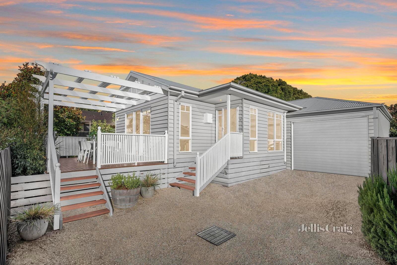 5A Compton Street, Mitcham image 1