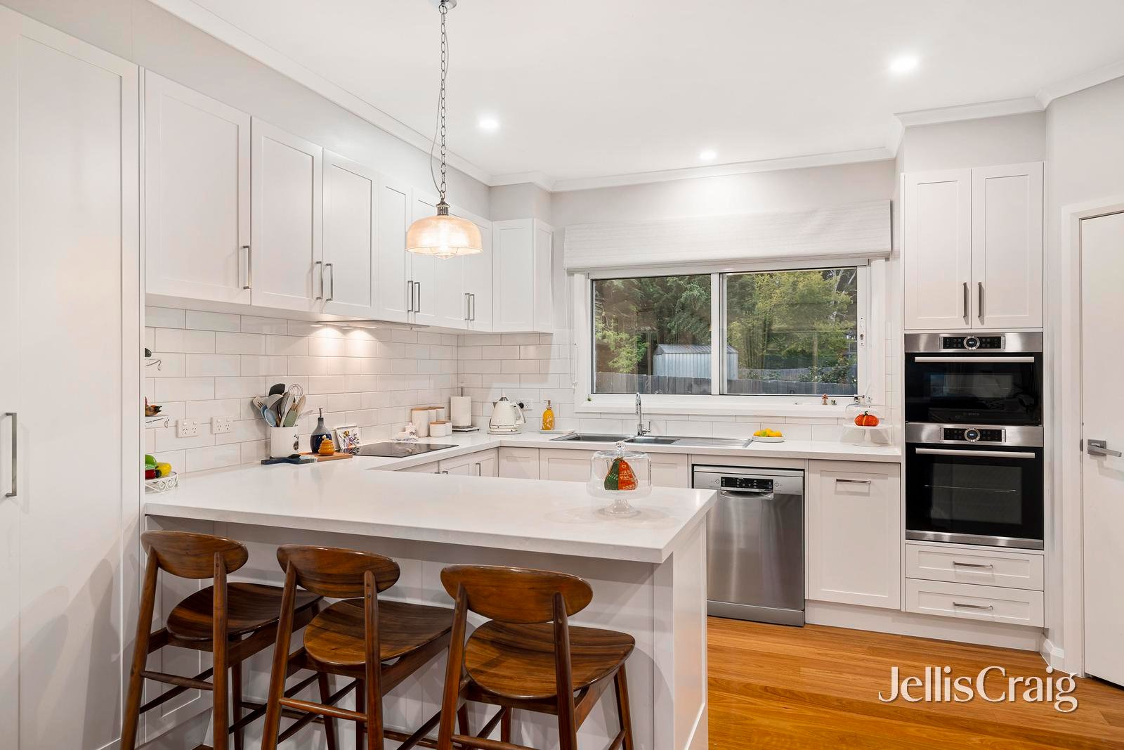 5A Coral Close, Lilydale image 2