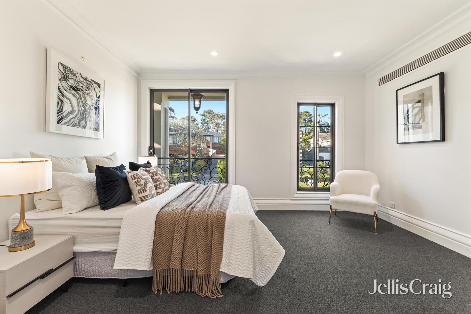 5A Miller Crescent, Mount Waverley image 18