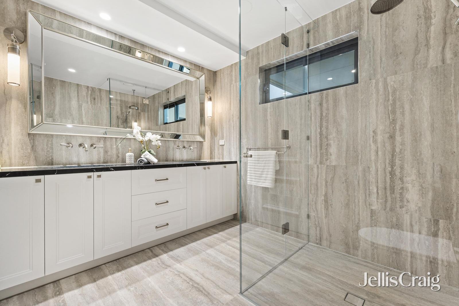 5A Miller Crescent, Mount Waverley image 23