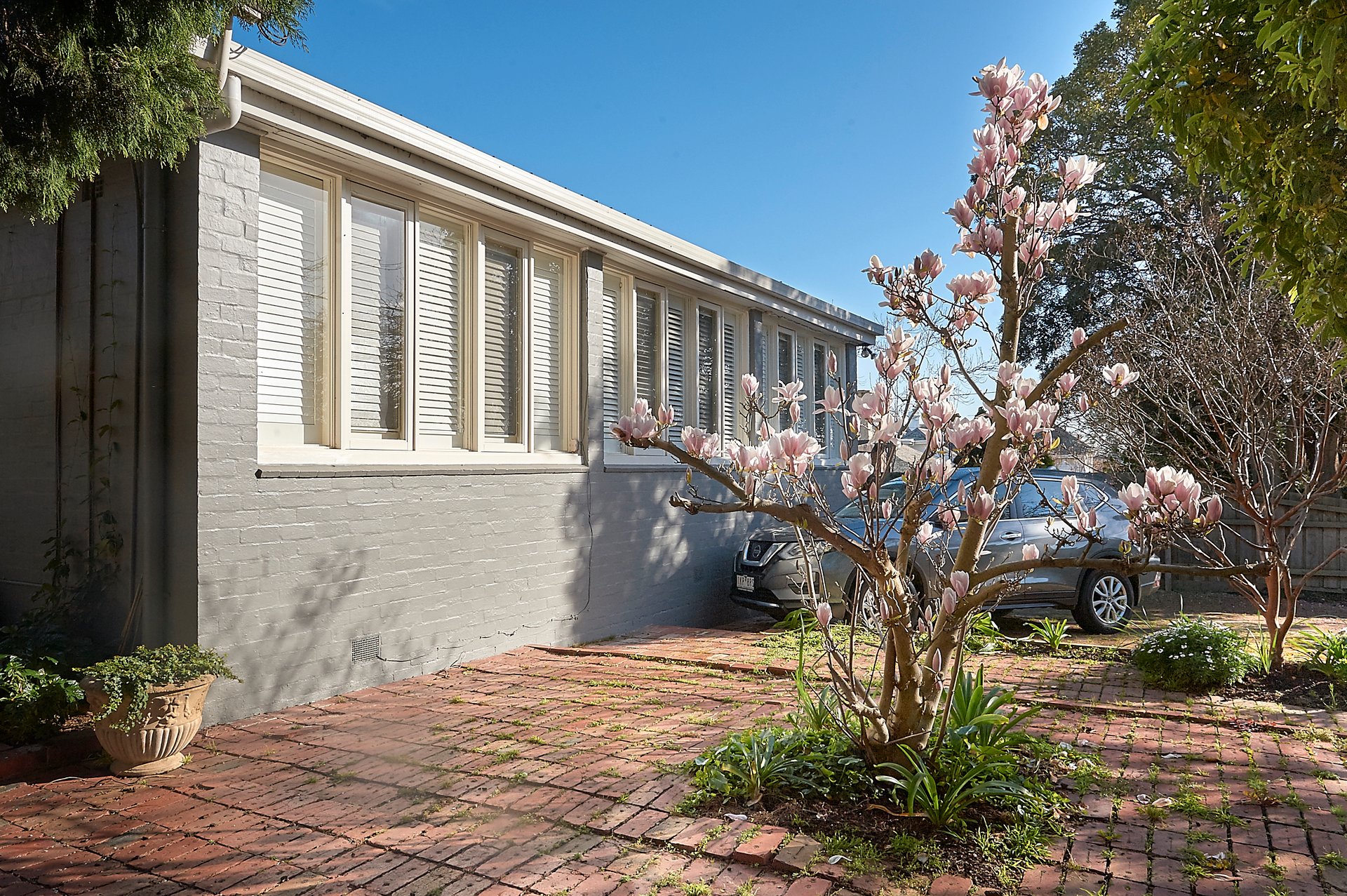 Property Gallery Thumbnail 6