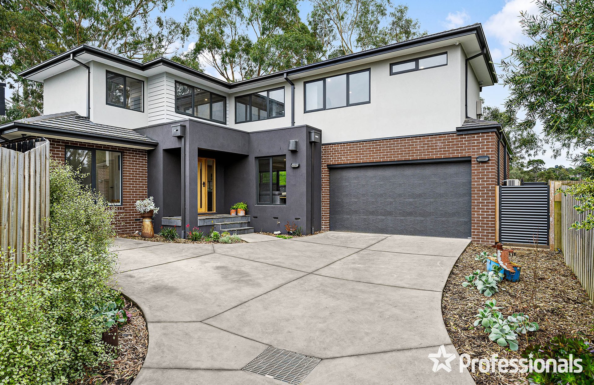 5A Orrong Road, Mooroolbark image 1