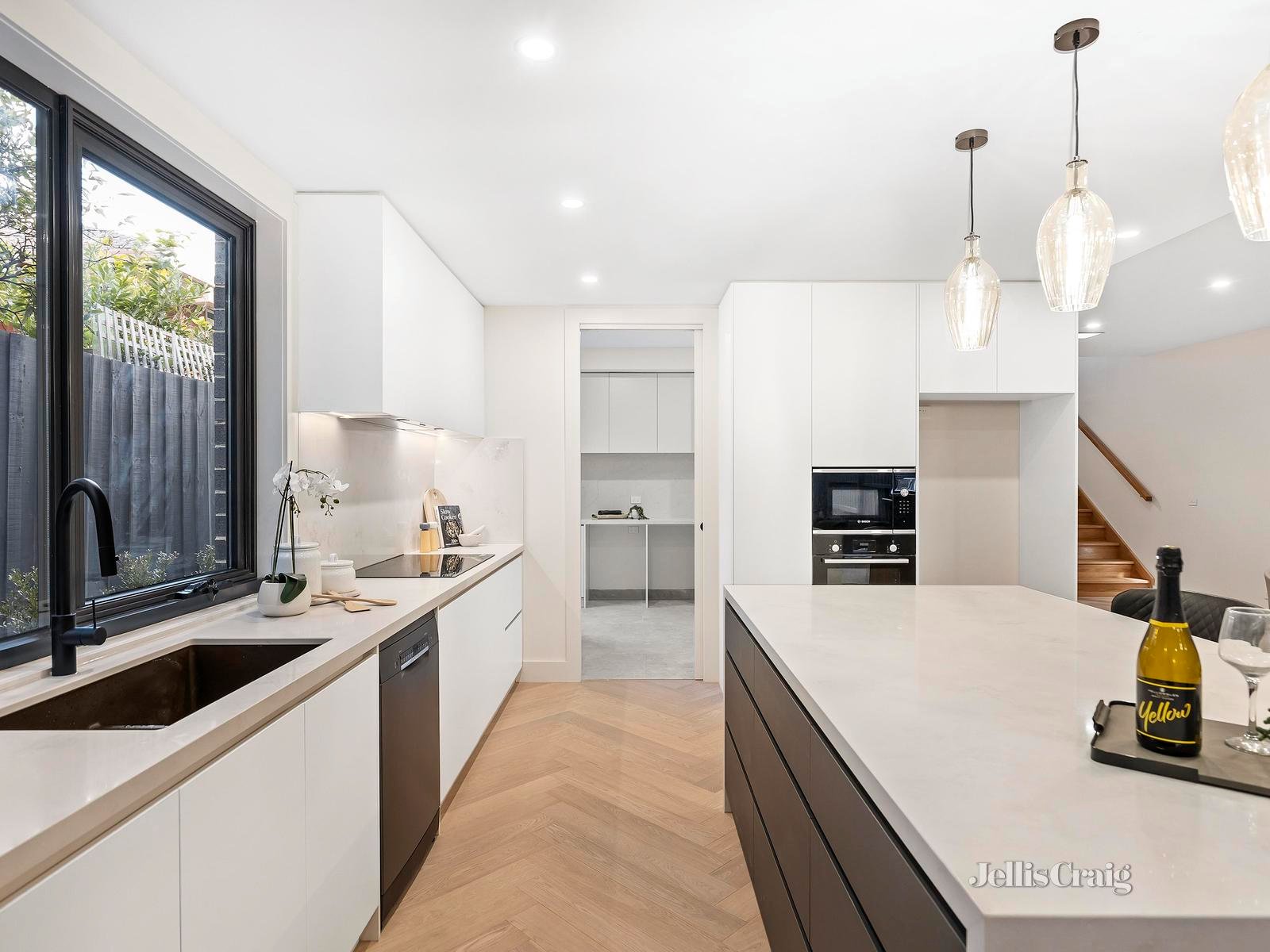 5A Philip Avenue, Doncaster image 7