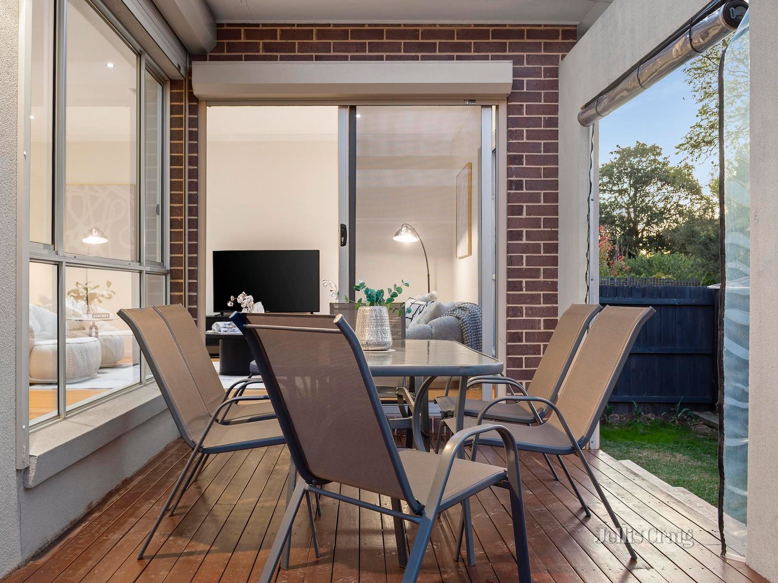 5A Pine Way, Doncaster East image 13