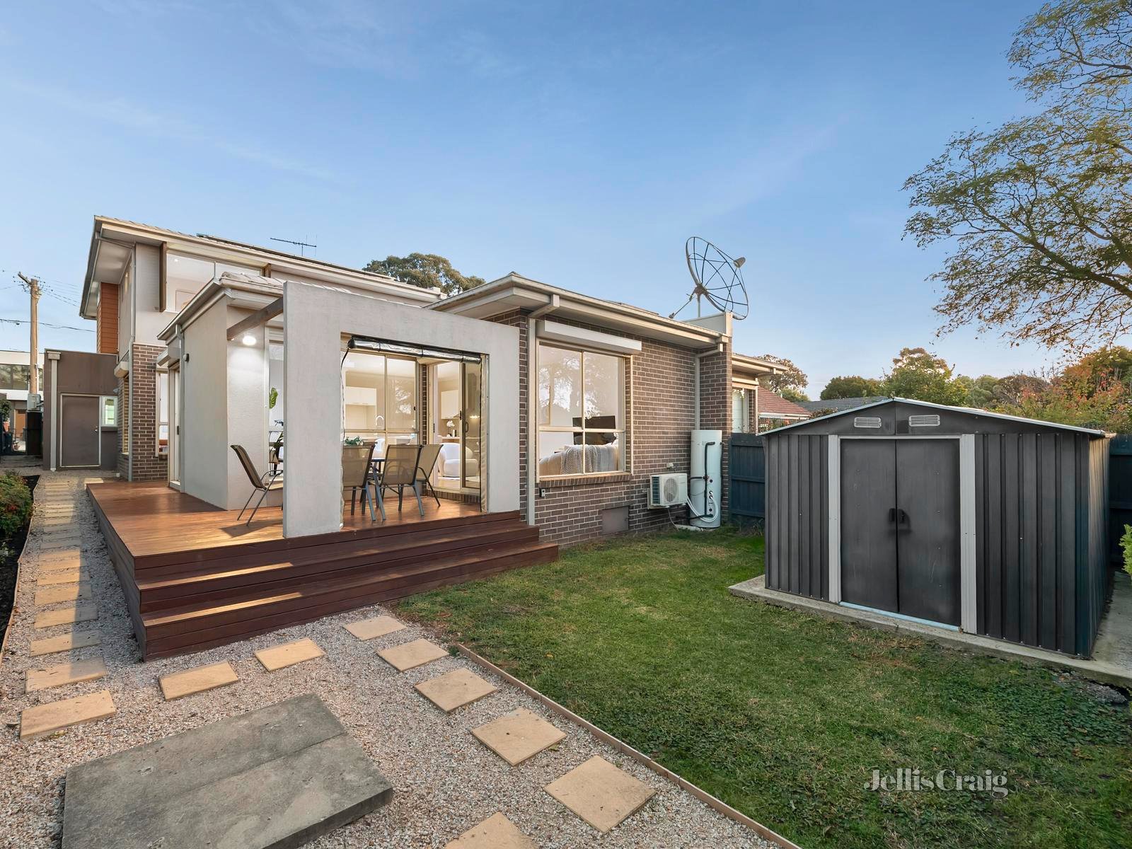 5A Pine Way, Doncaster East image 15