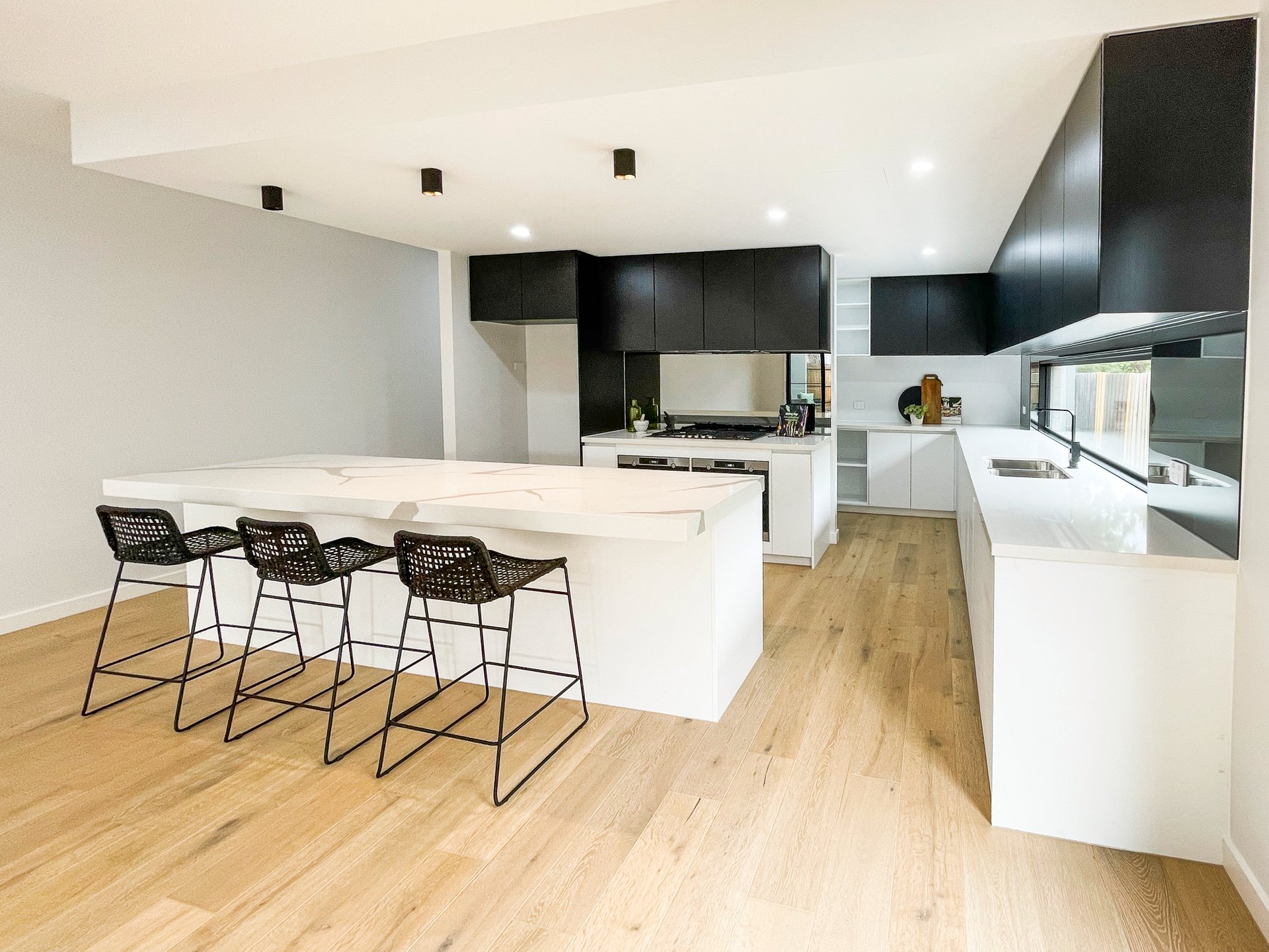 5A Rose Street, Highett image 2