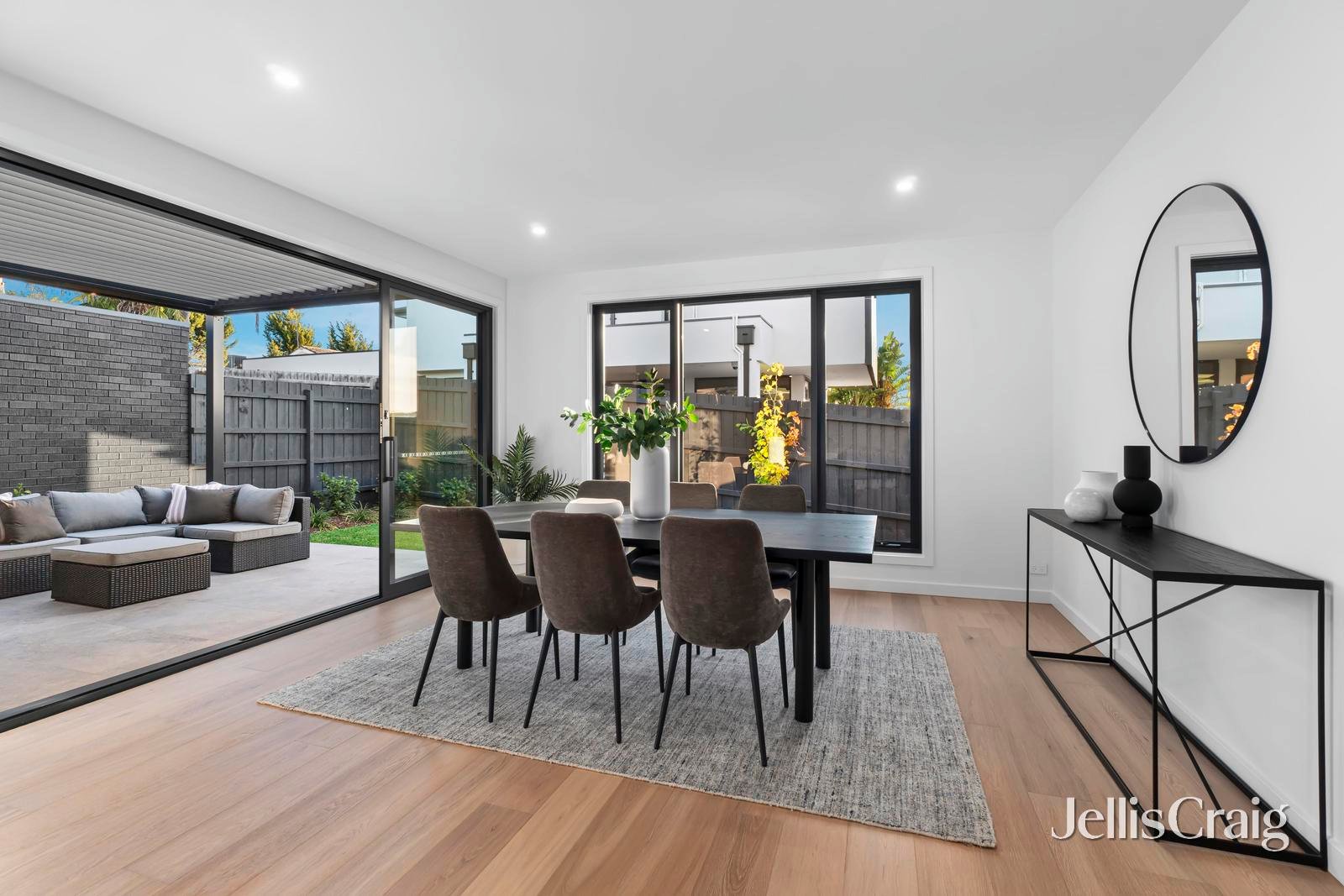 5A Toronto Avenue, Doncaster image 5