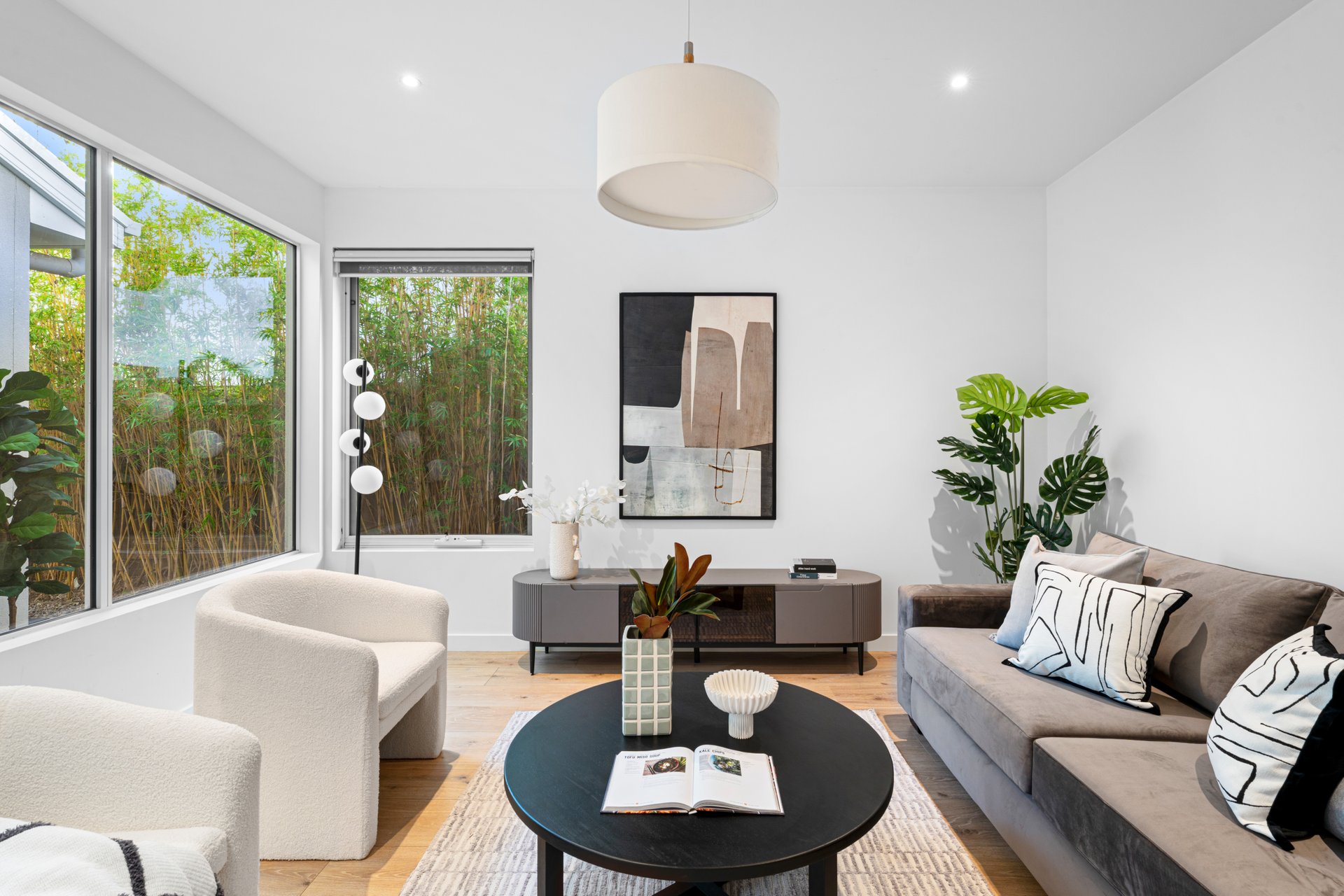 5b Ardwick Street, Bentleigh image 2