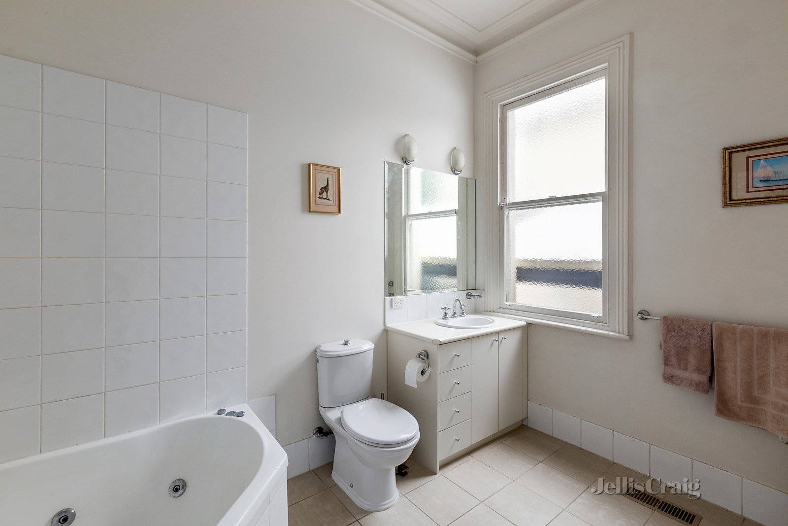 5B Austin Street, Hawthorn image 6