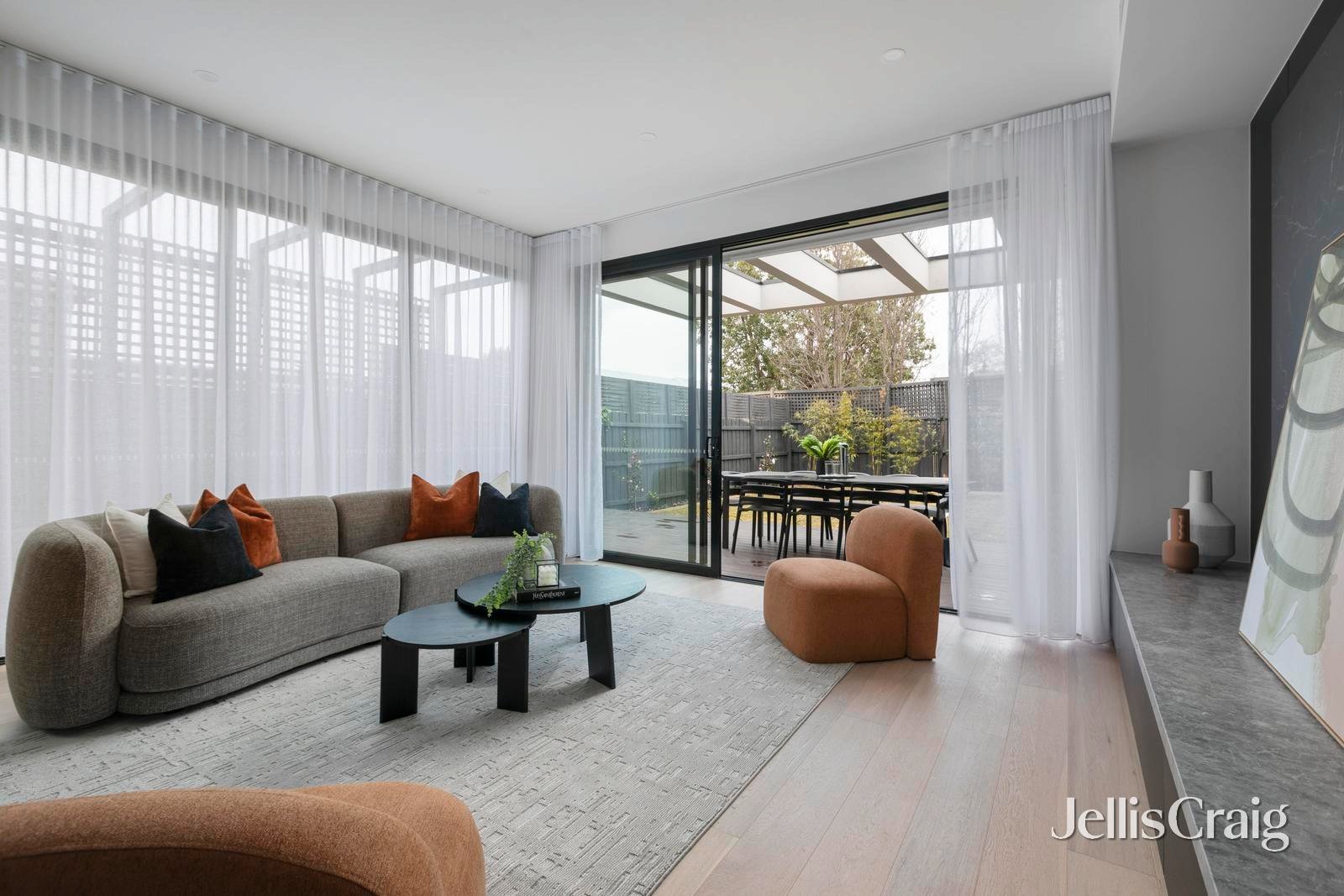 5B Chalmers Street, Mckinnon image 3