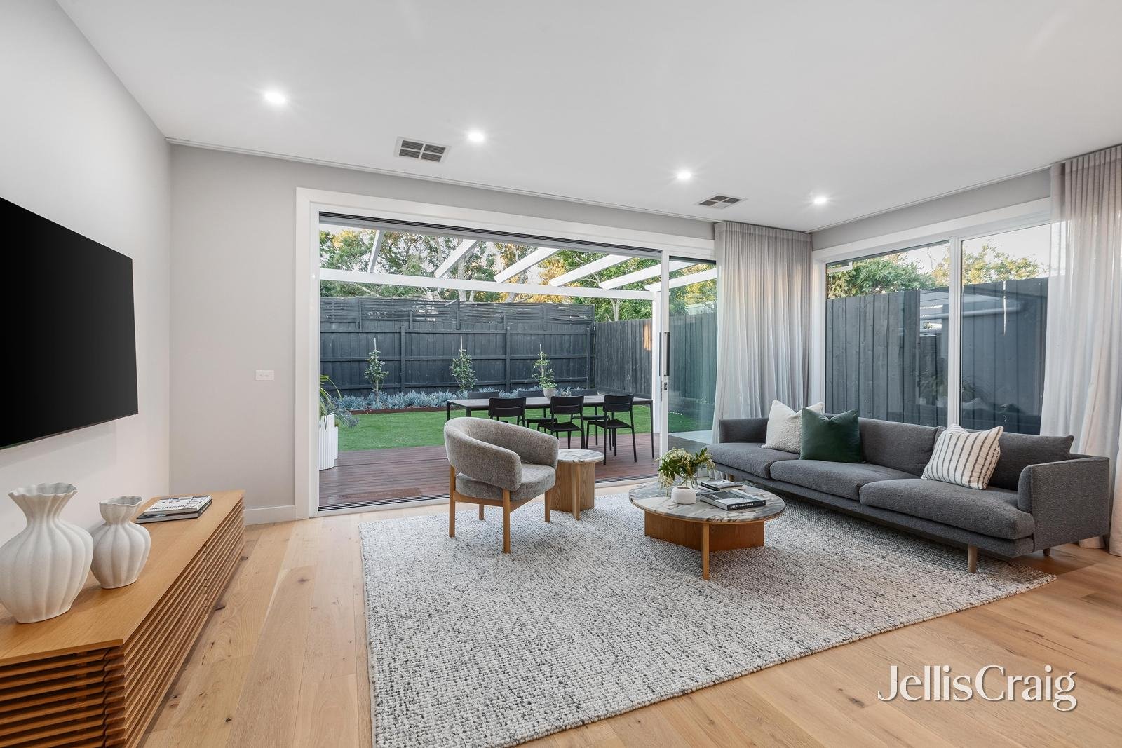 5b Luckins Road, Bentleigh image 2
