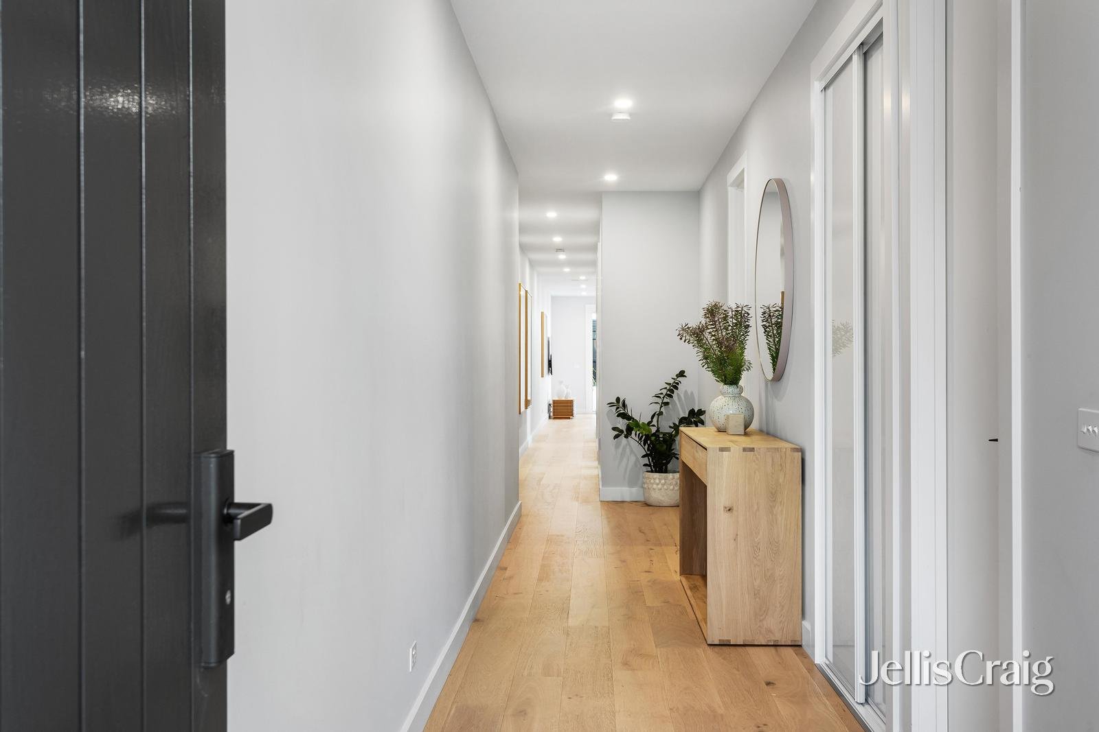 5b Luckins Road, Bentleigh image 2