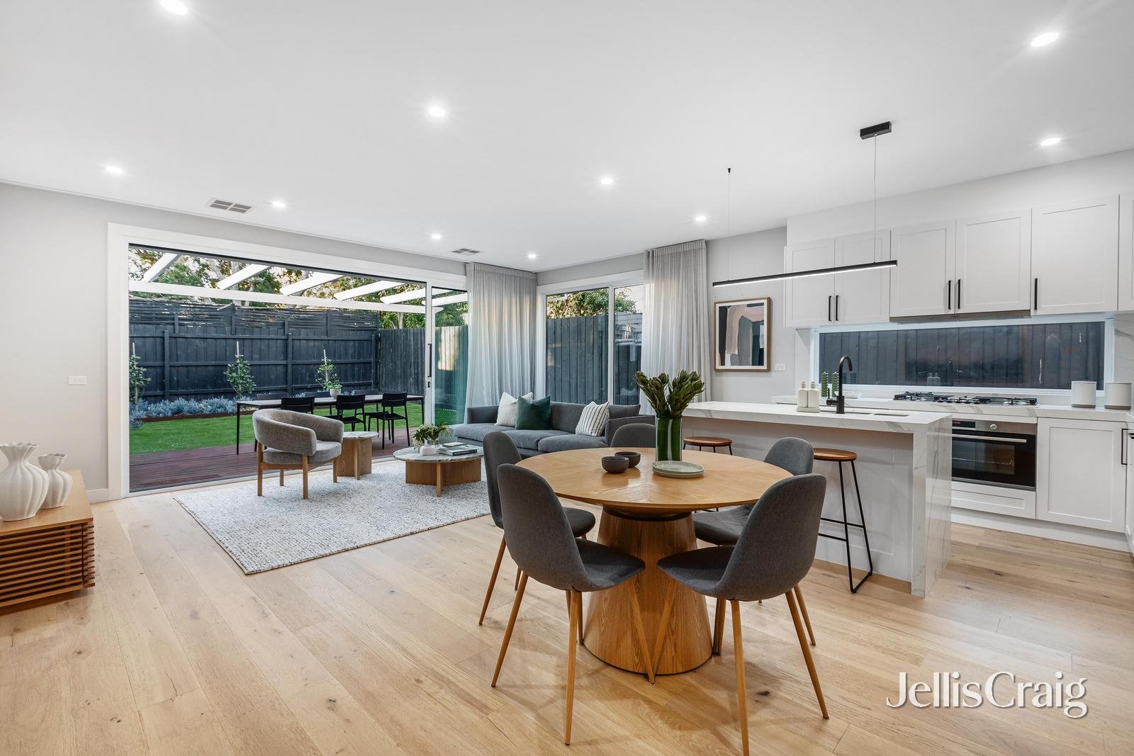5b Luckins Road, Bentleigh image 4