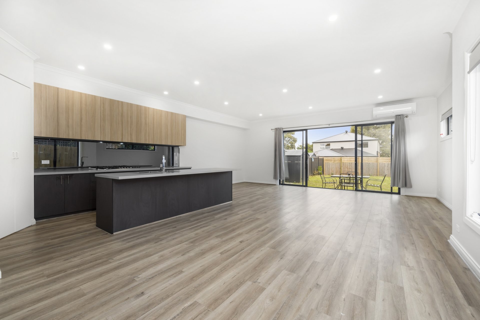 5B Peck Street, Bayswater image 2