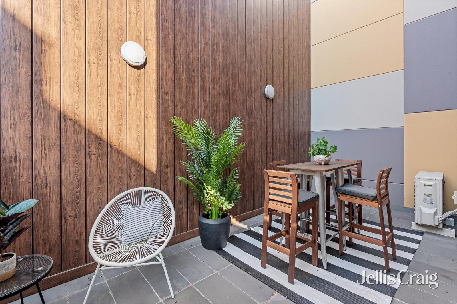 5B/168 Victoria Road, Northcote image 3