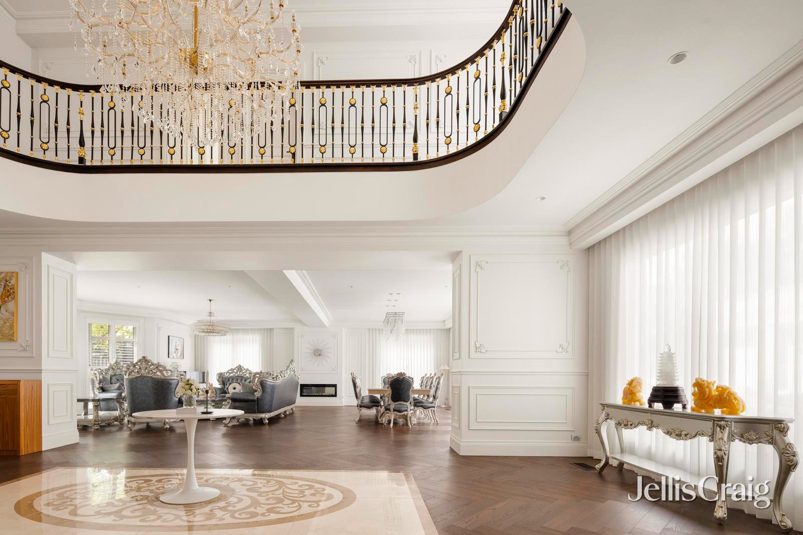 6-8 Mangarra Road, Canterbury image 8