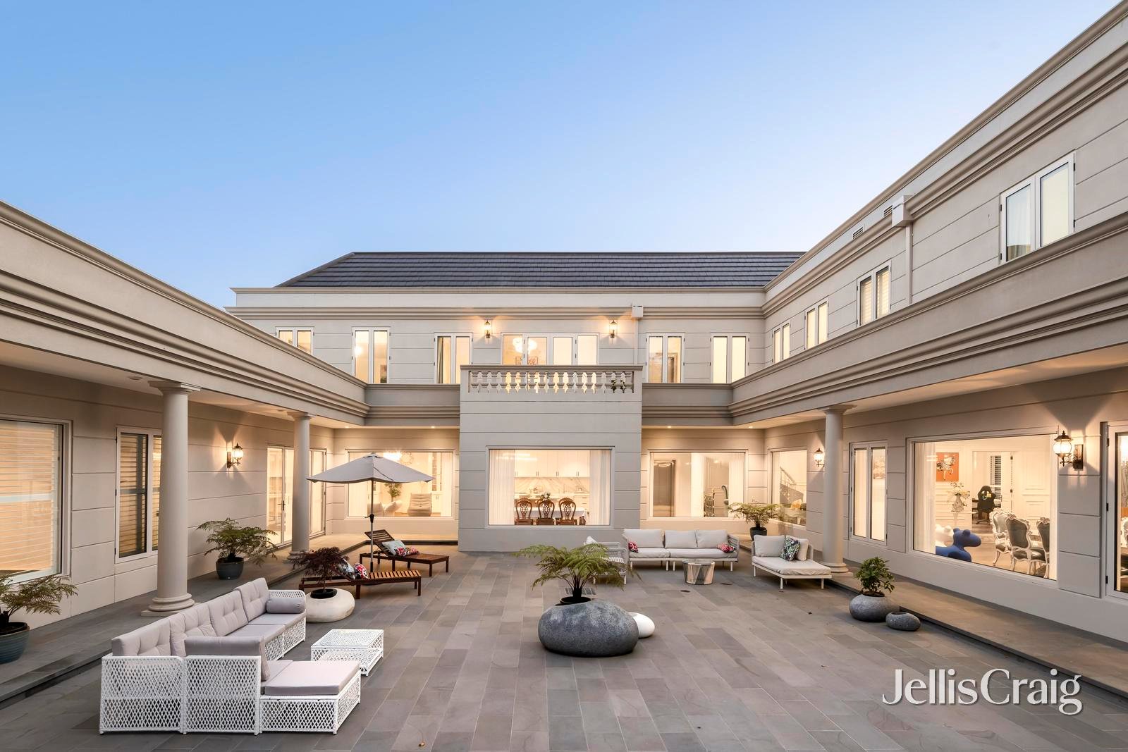 6-8 Mangarra Road, Canterbury image 29