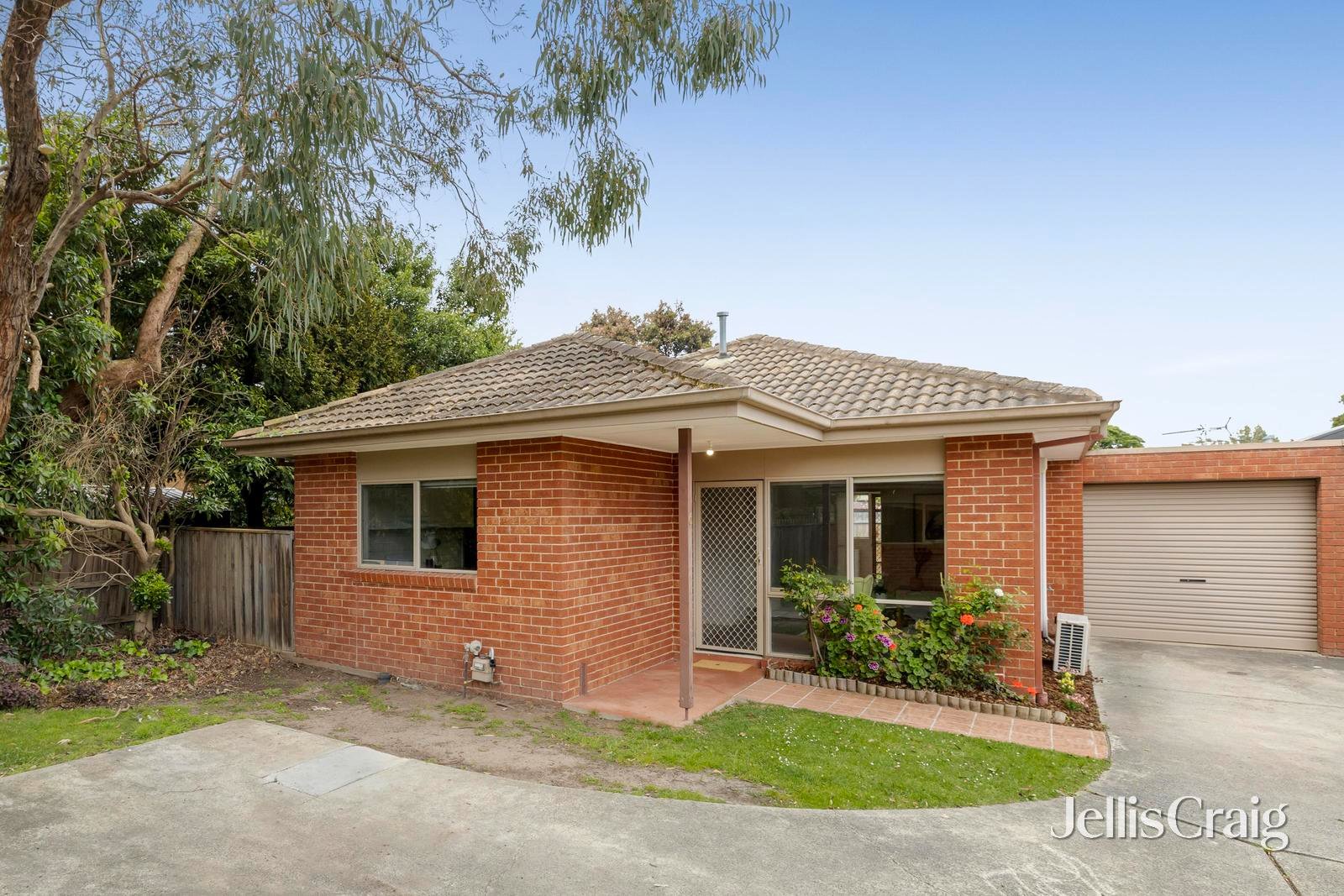 6 Aaron Place, Kilsyth image 1