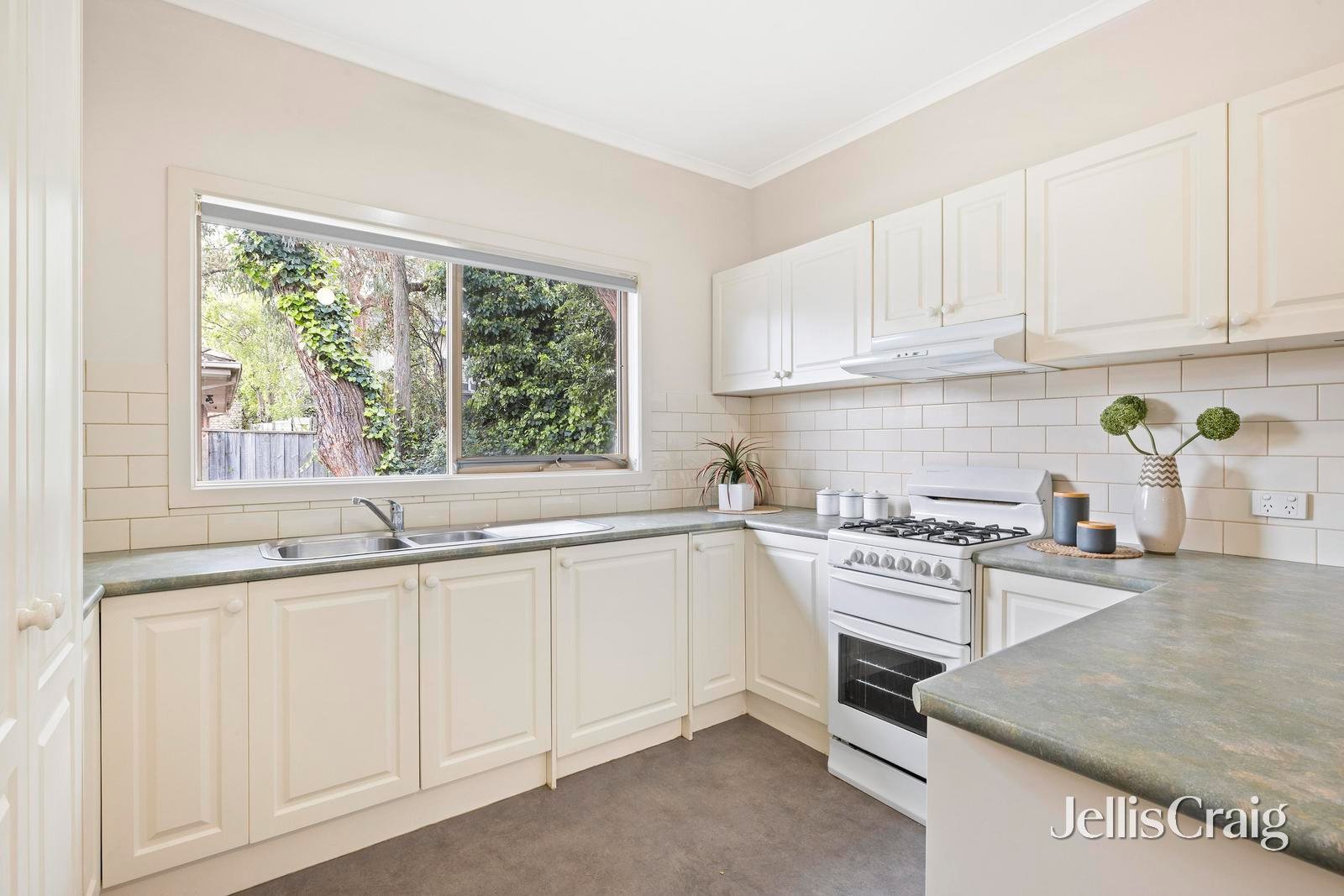 6 Aaron Place, Kilsyth image 3