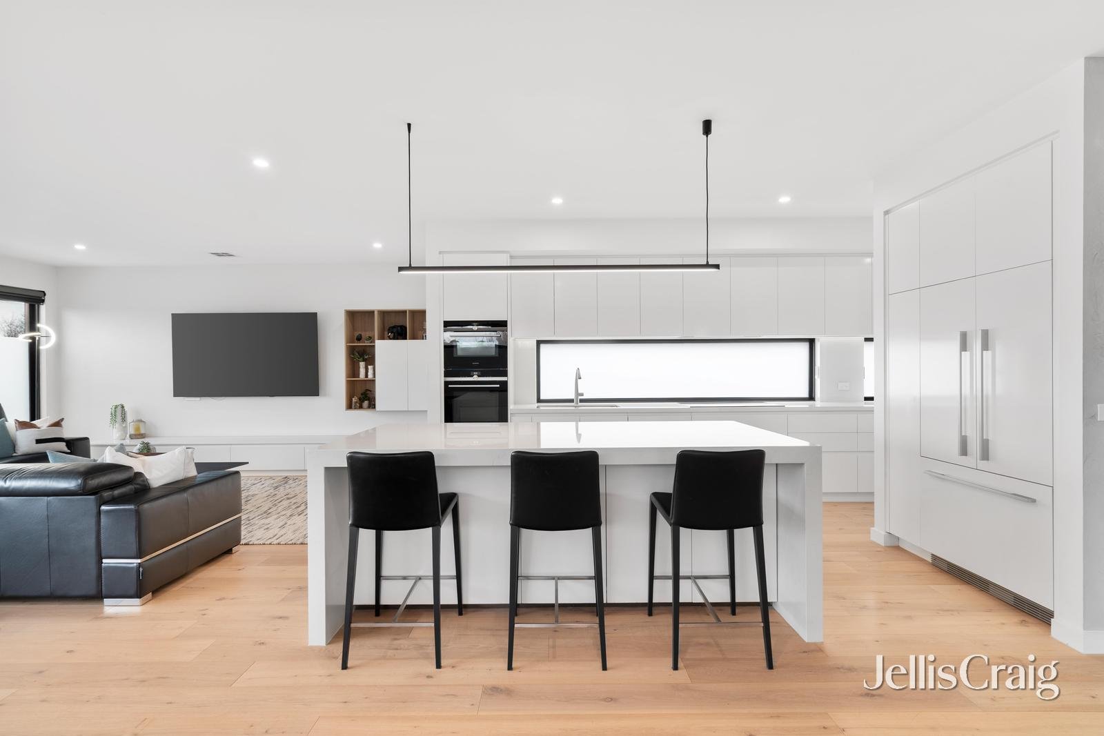 6 Abassia Street, Balwyn North image 4