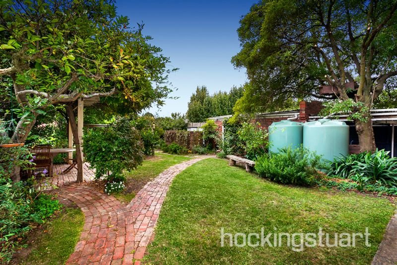 6 Abassia Street, Balwyn North image 9