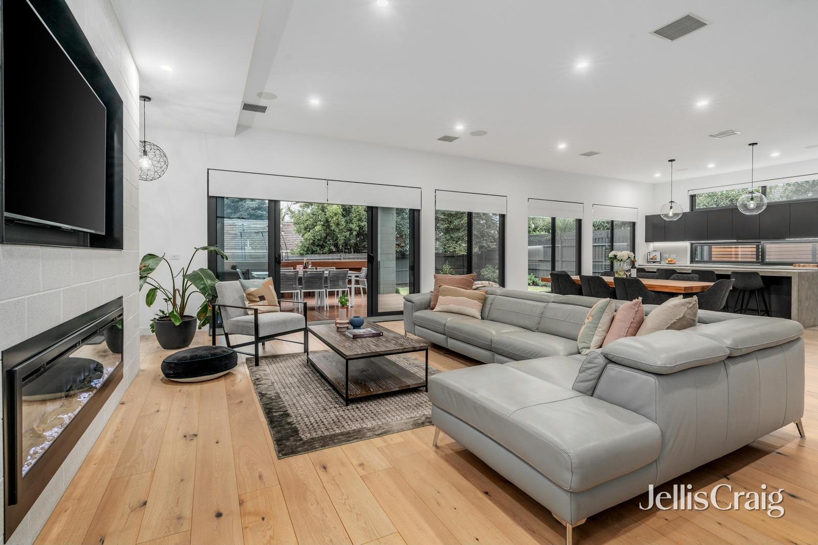 6 Abelia Street, Forest&nbsp;Hill image 4